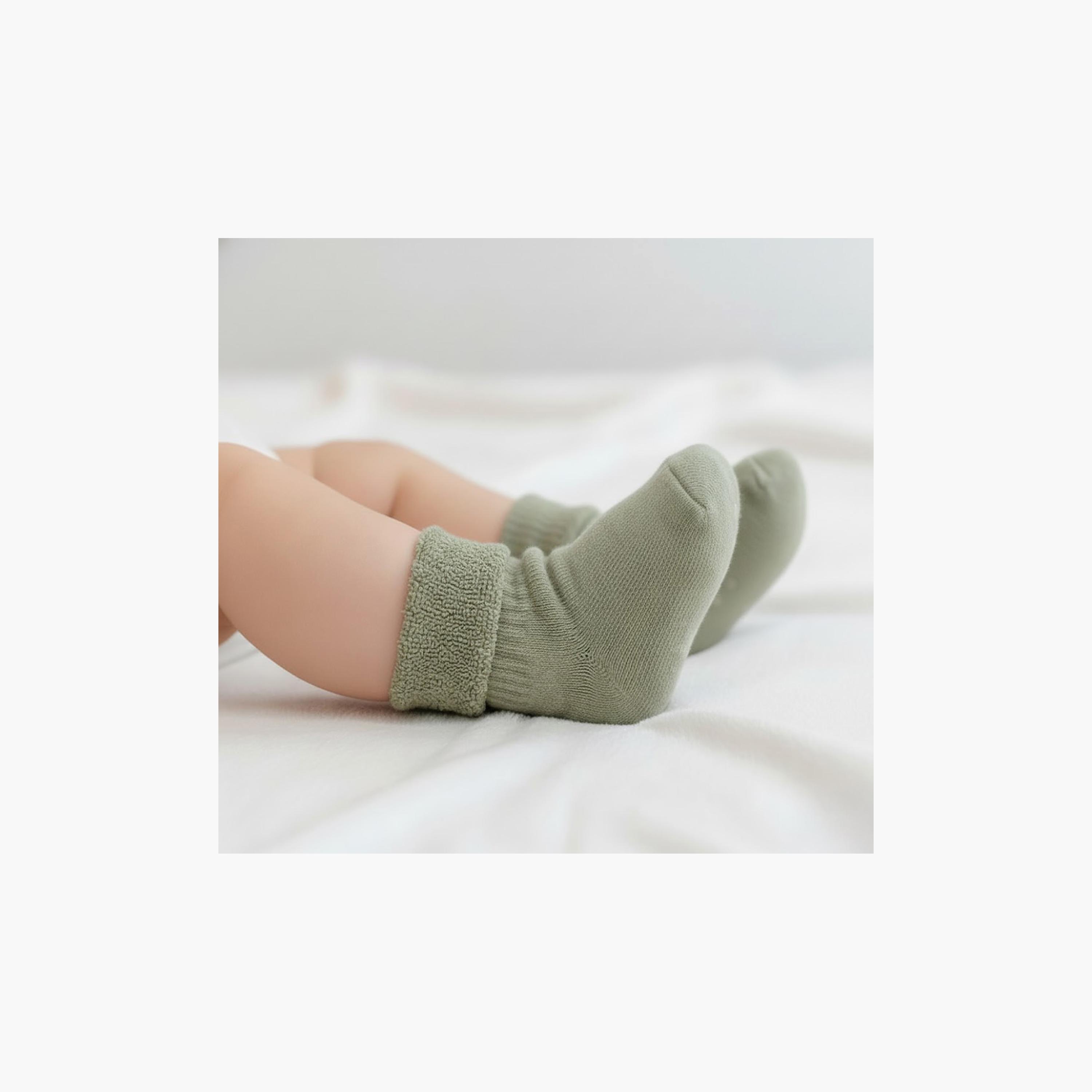 طقم جوارب قطنية مسامية بحافة ملفوفة 4 أزواج من فيكتور آند جين-boys-accessories-socks-image-7