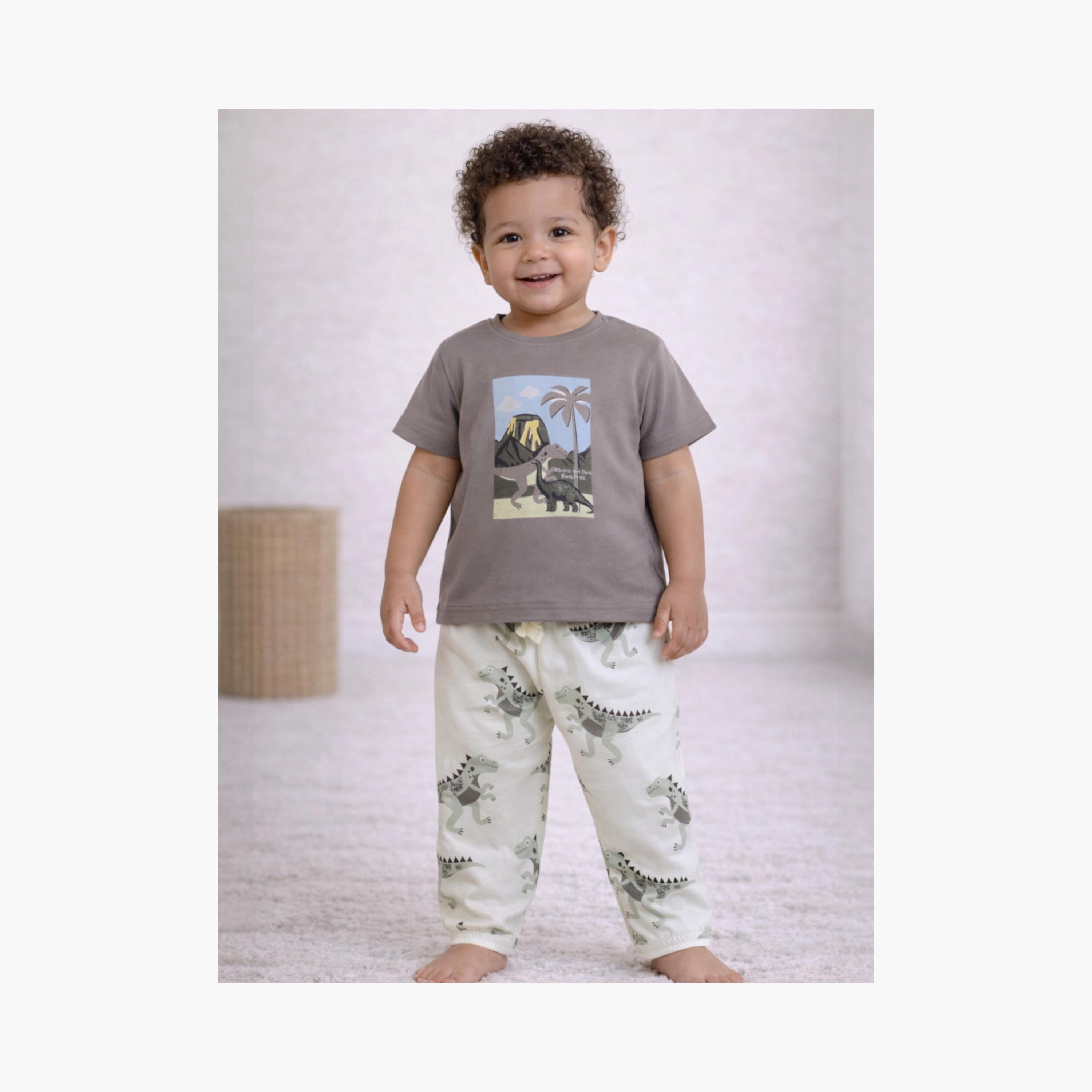 طقم تي شيرت قطني وبيجامة بطبعة من الطبيعة من فيكتور آند جين-boys-clothing-setsandcoords-image-4