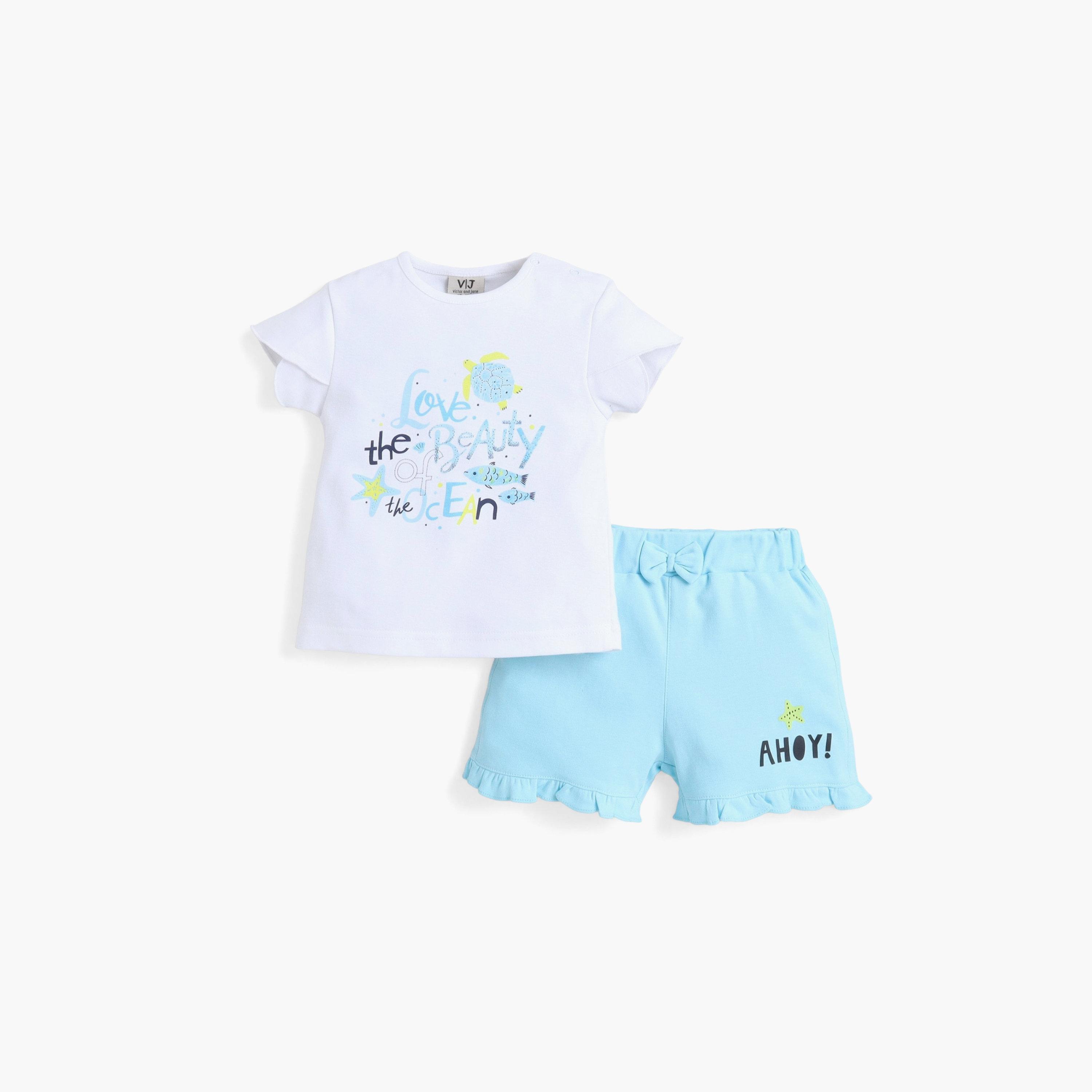 طقم توب بطبعة جرافيك وأكمام قصيرة وشورت بفيونكة من فيكتور آند جين-baby-girls-clothing-setsandcoords-image-3