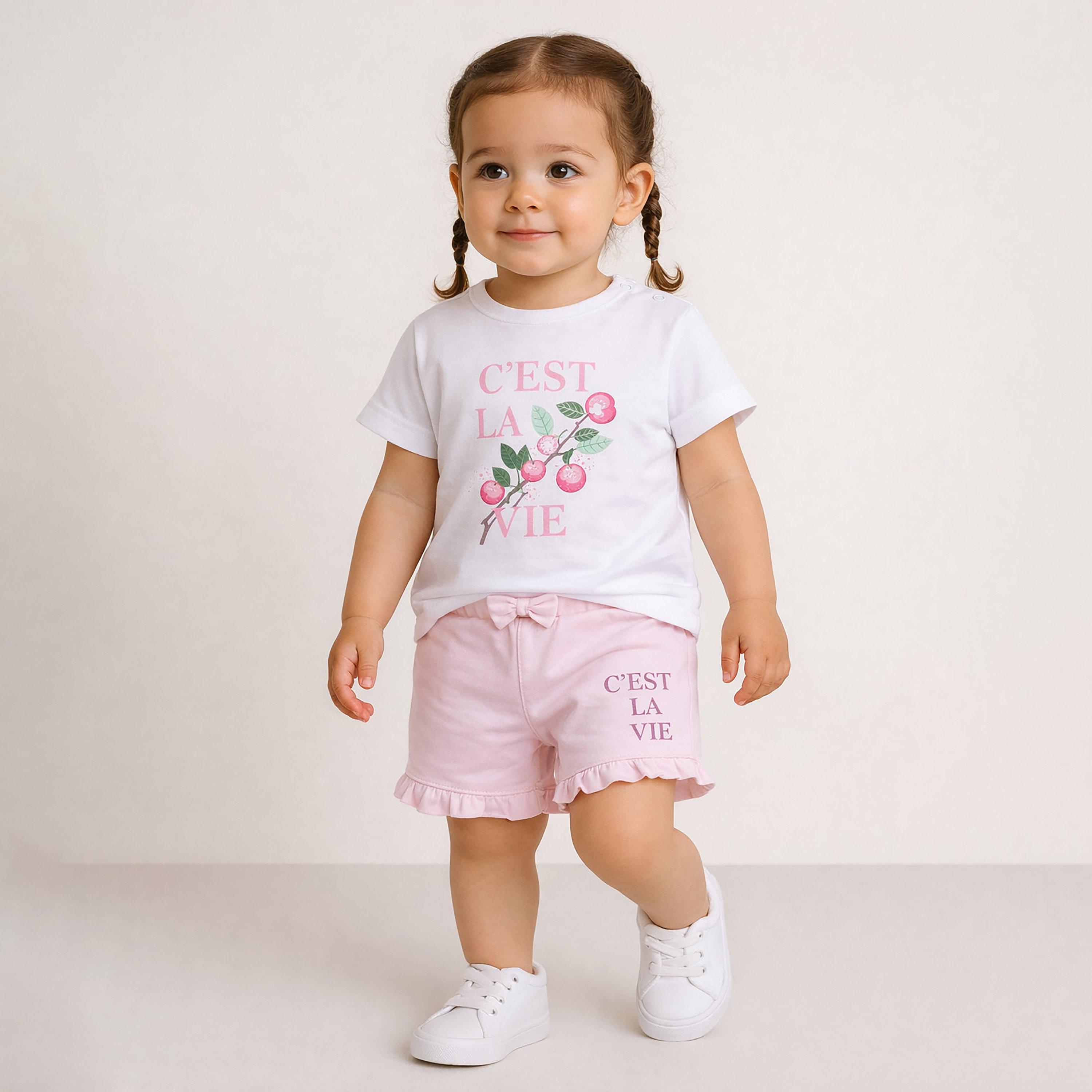 طقم توب بطبعة جرافيك وأكمام قصيرة وشورت بفيونكة من فيكتور آند جين-baby-girls-clothing-setsandcoords-image-1