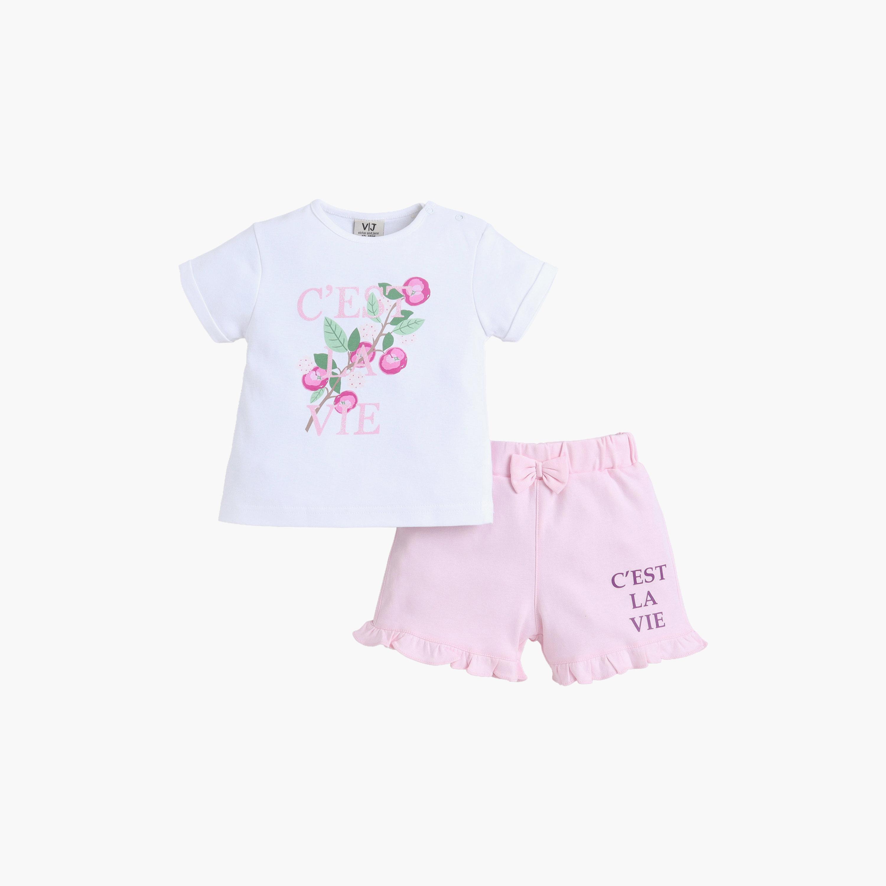 طقم توب بطبعة جرافيك وأكمام قصيرة وشورت بفيونكة من فيكتور آند جين-baby-girls-clothing-setsandcoords-image-3