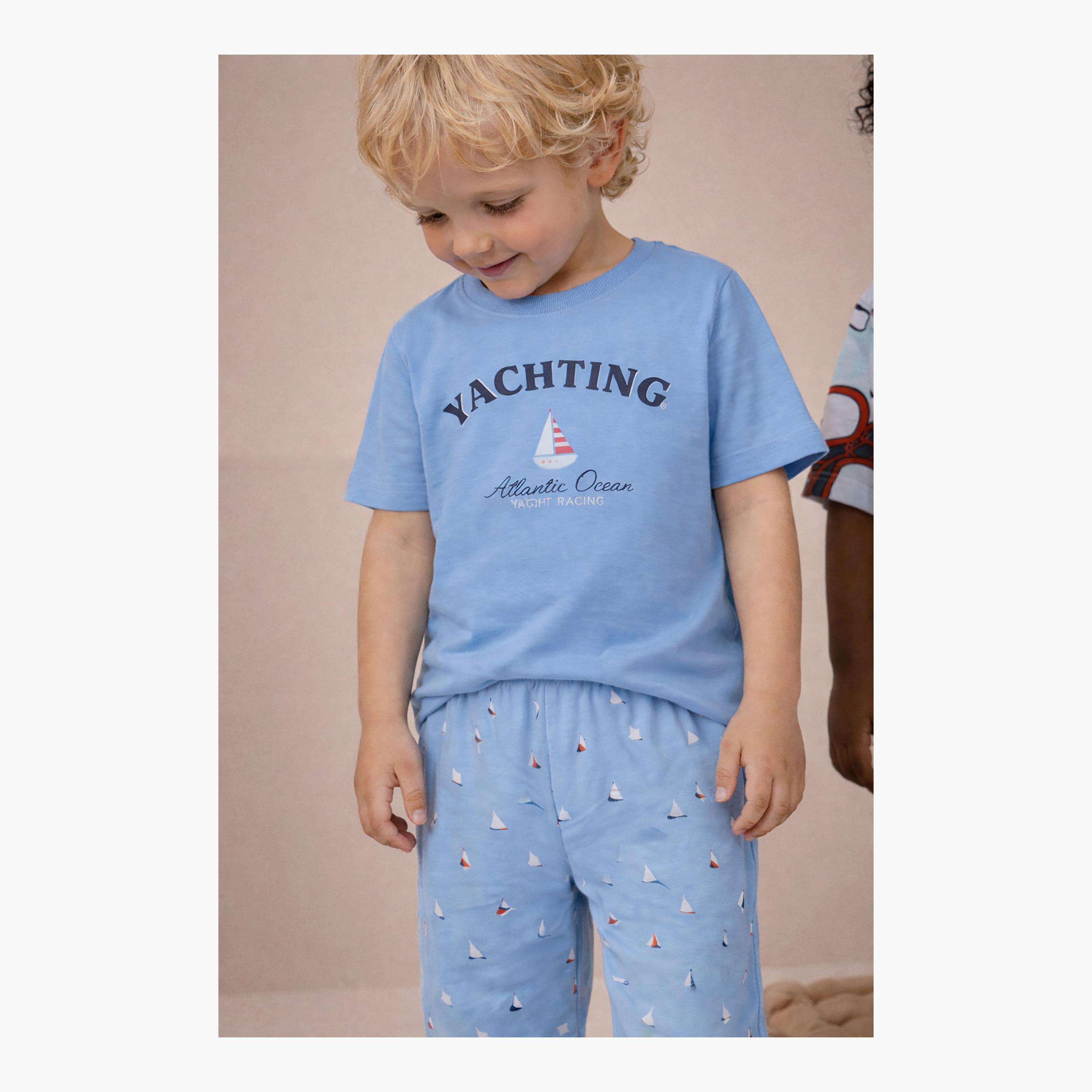 طقم تي شيرت قطني وبيجامة برسومات يخوت من فيكتور آند جين-boys-clothing-setsandcoords-image-5