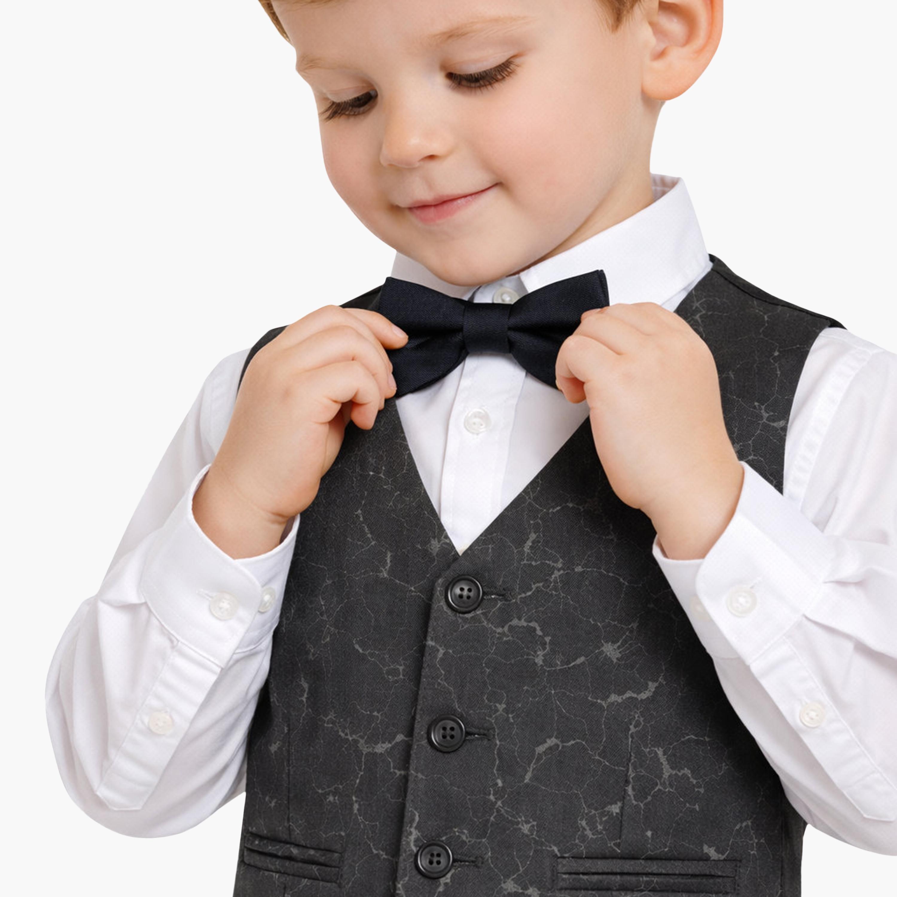 طقم 4 قطع قميص بأكمام كاملة مع فيست ويست كوت وبنطال من فيكتور أند جين-boys-clothing-setsandcoords-image-4