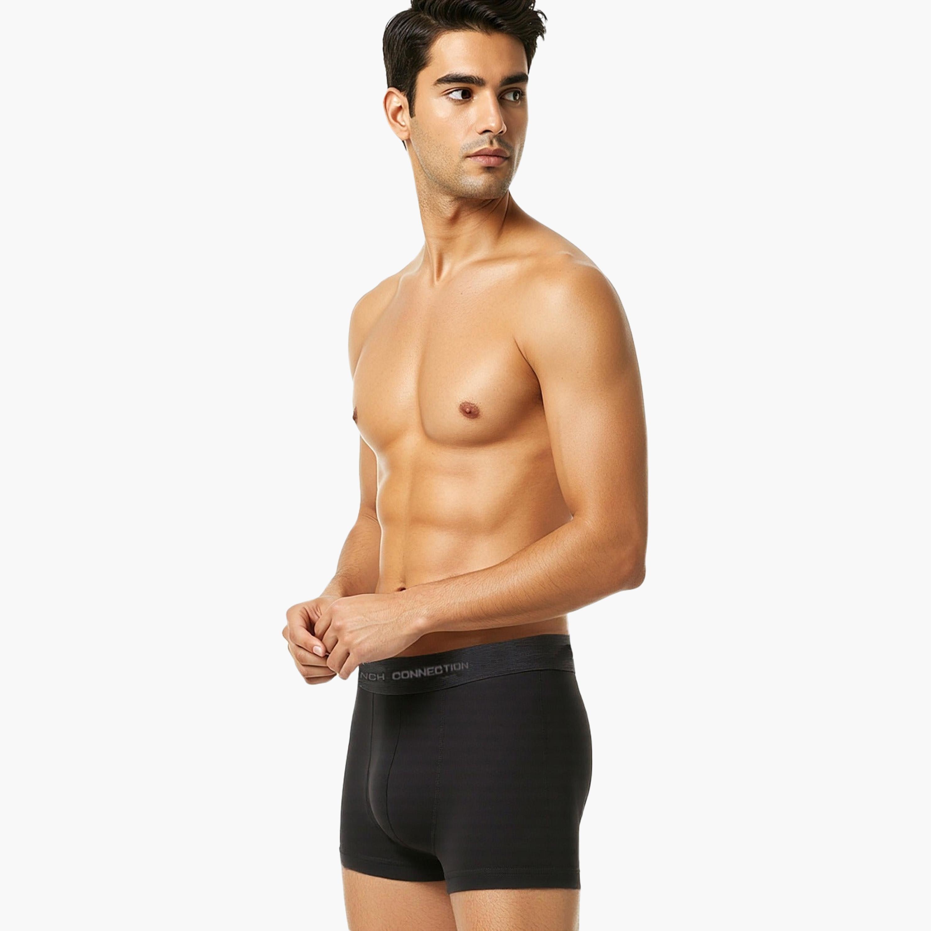 عبوة من 3 سراويل داخلية رجالية بحزام خصر مطبوع عليه علامة تجارية من فرينش كونيكشن-men-clothing-innerwear-underwear-image-3