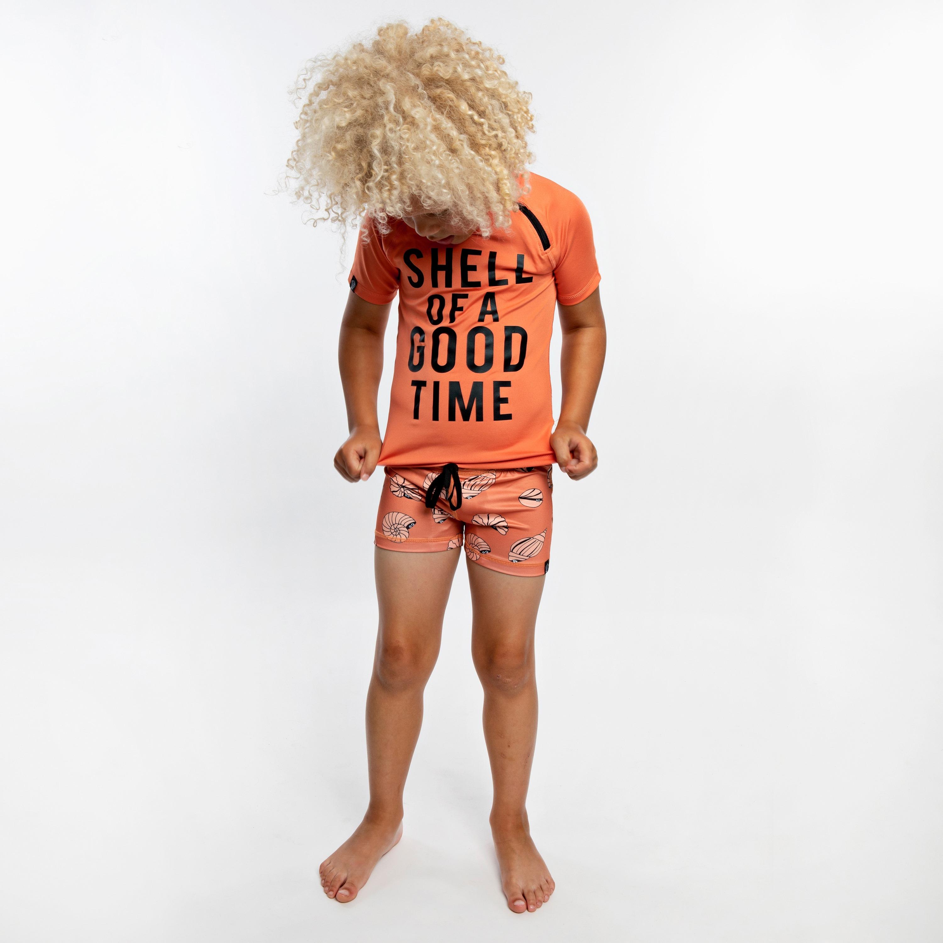 تي شيرت سباحة بطبعة شيل اوف ا جود تايم من بيتش آند بانديتس-boys-clothing-sportswear-swimwear-image-1