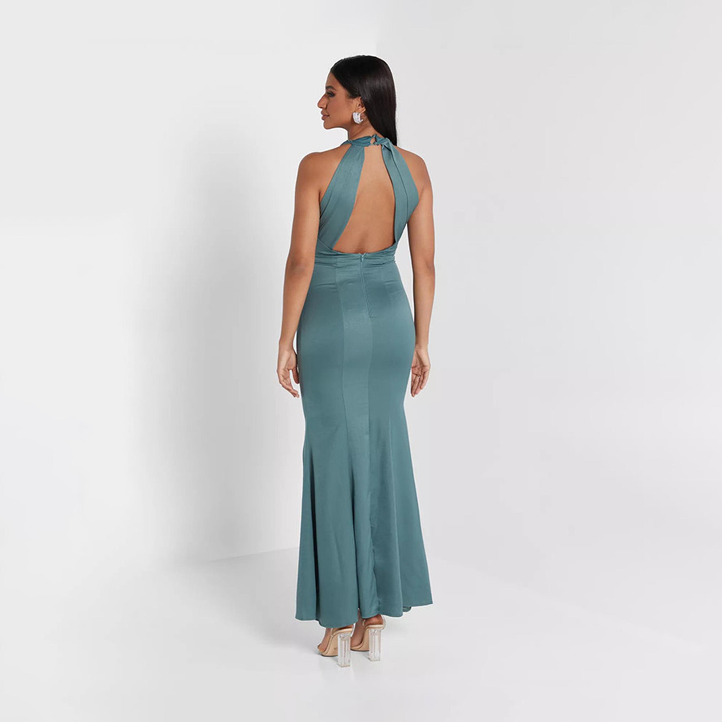 فستان ماكسي بطيات ورقبة ھالتر من ليتل ميستريس ساتان-women-clothing-dresses-image-3