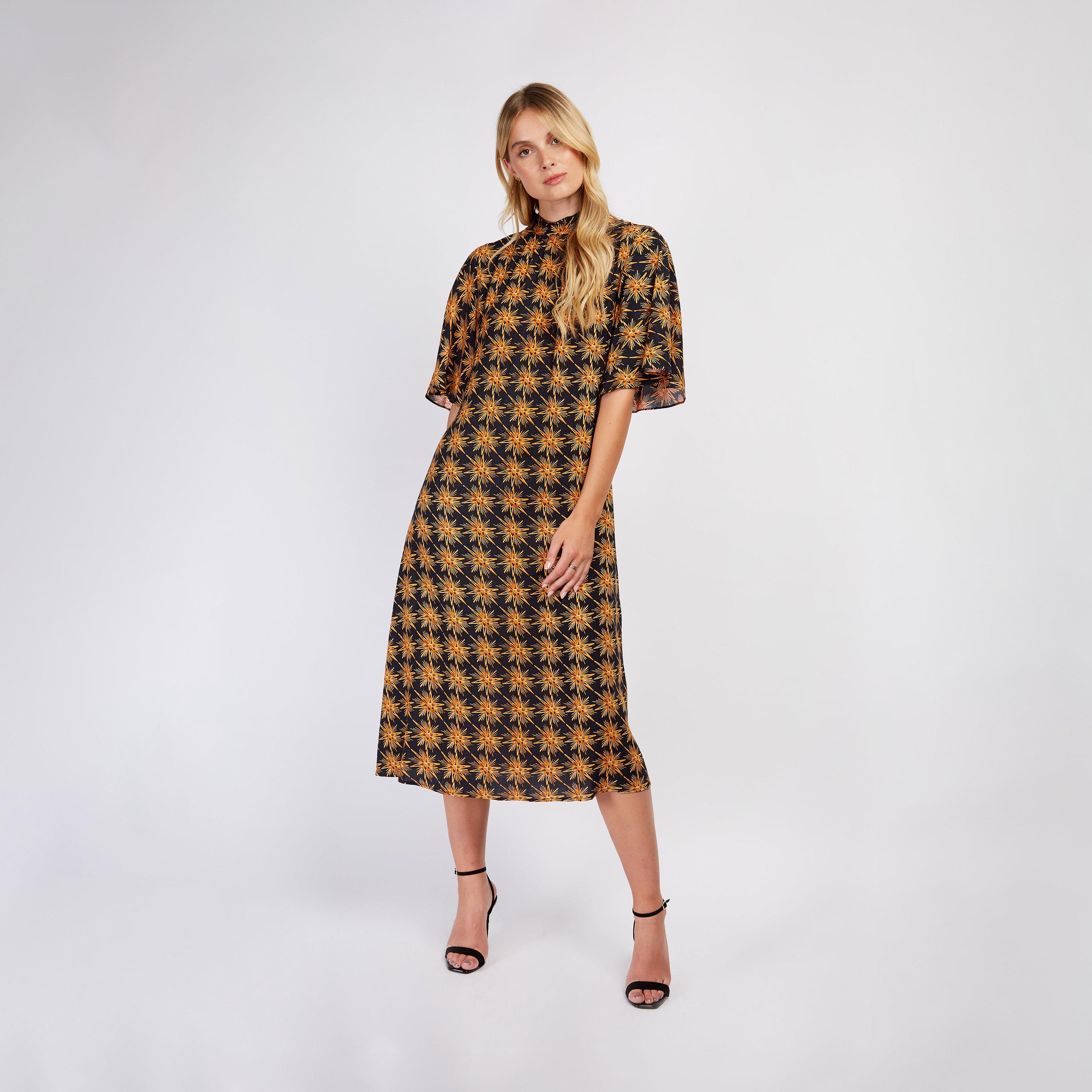 Little Mistress Printed Collared Shift Midi Dress with Short Sleeves-women-clothing-dresses-image-2