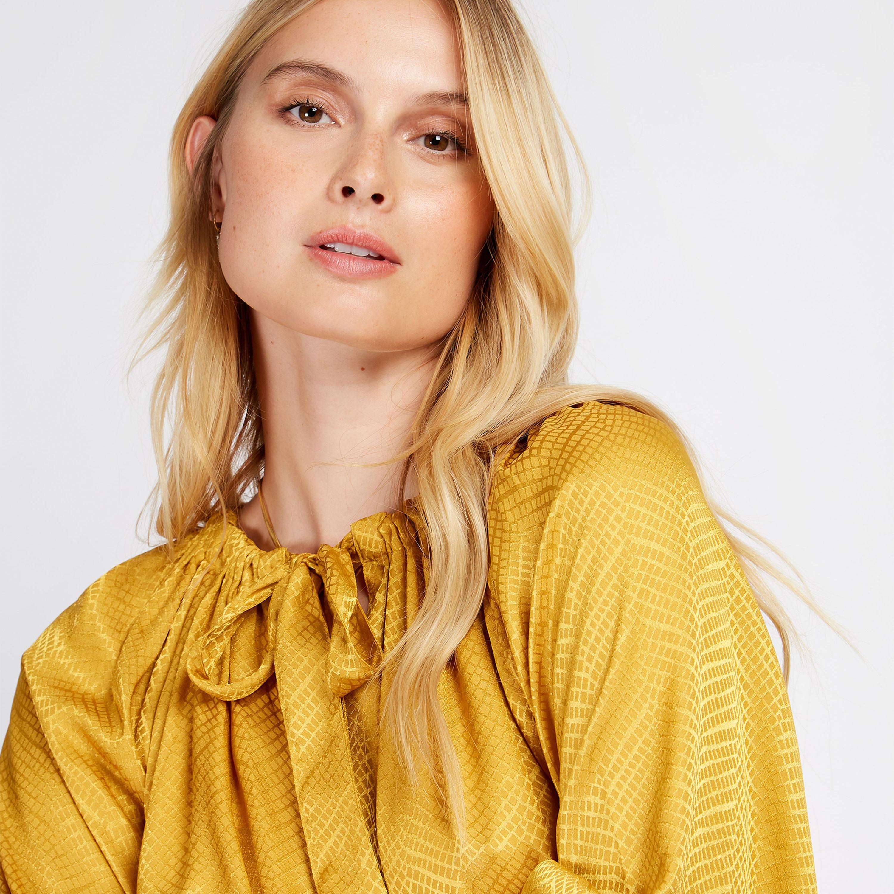 Little Mistress Crew Neck Long Sleeves Top-women-clothing-shirtsandblouses-blouses-image-3