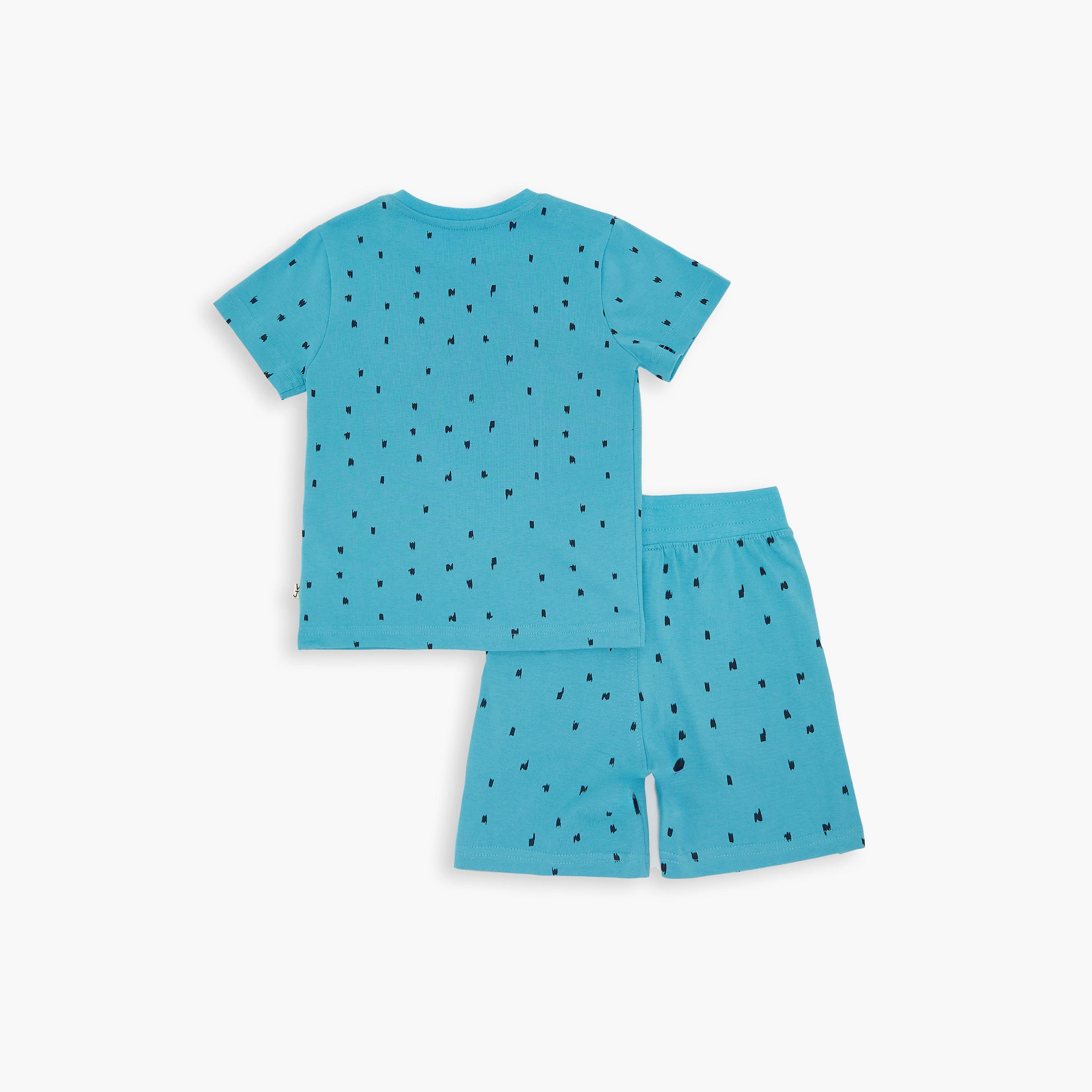 طقم تي شيرت وشورت مطبوع بالكامل من فيكتور آند جين - أزرق-baby-boys-clothing-setsandcoords-image-6