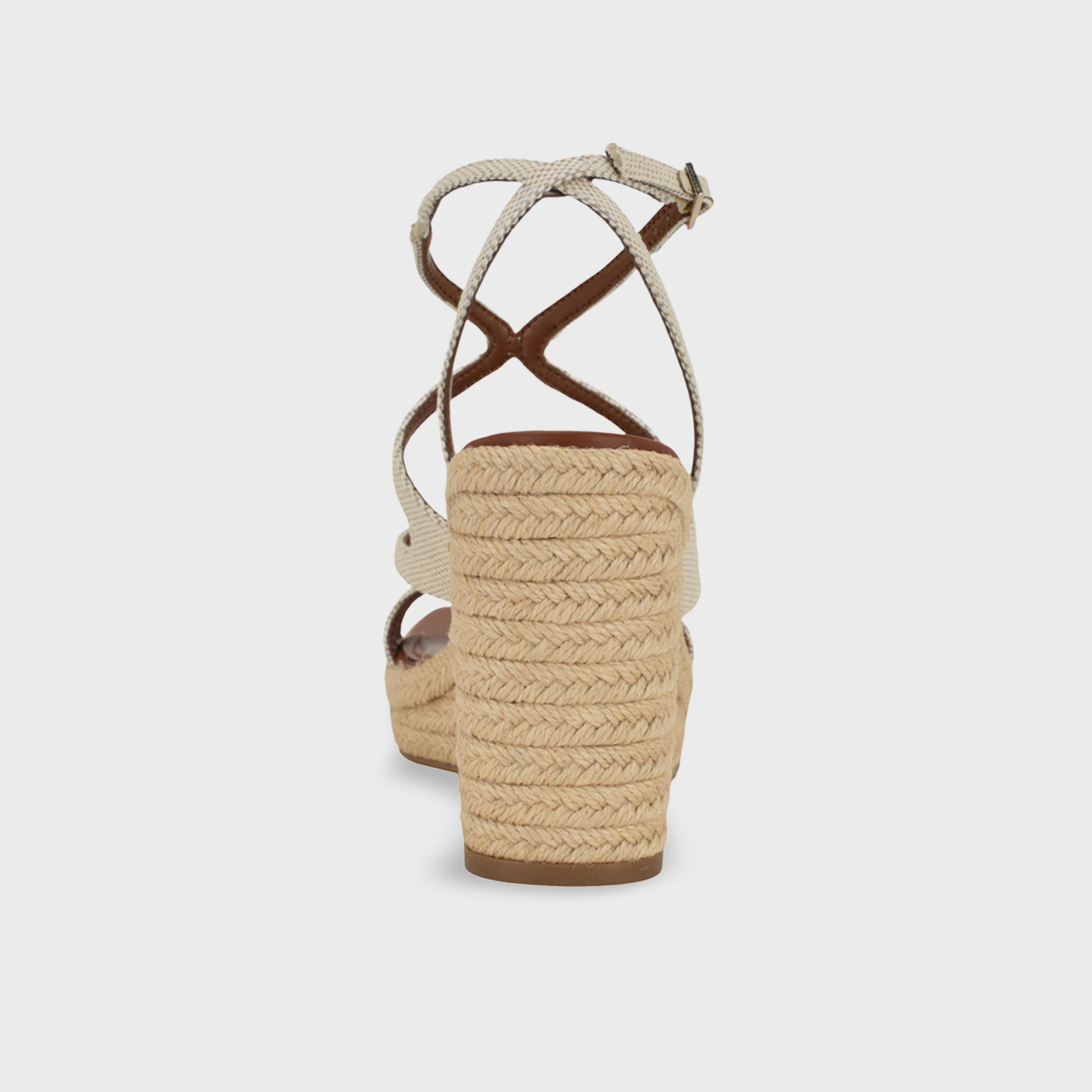 ناين ويست - حذاء نسائي بكعب إسفين بإبزيم | WNADRIANE2-women-shoes-sandals-heeled-image-5