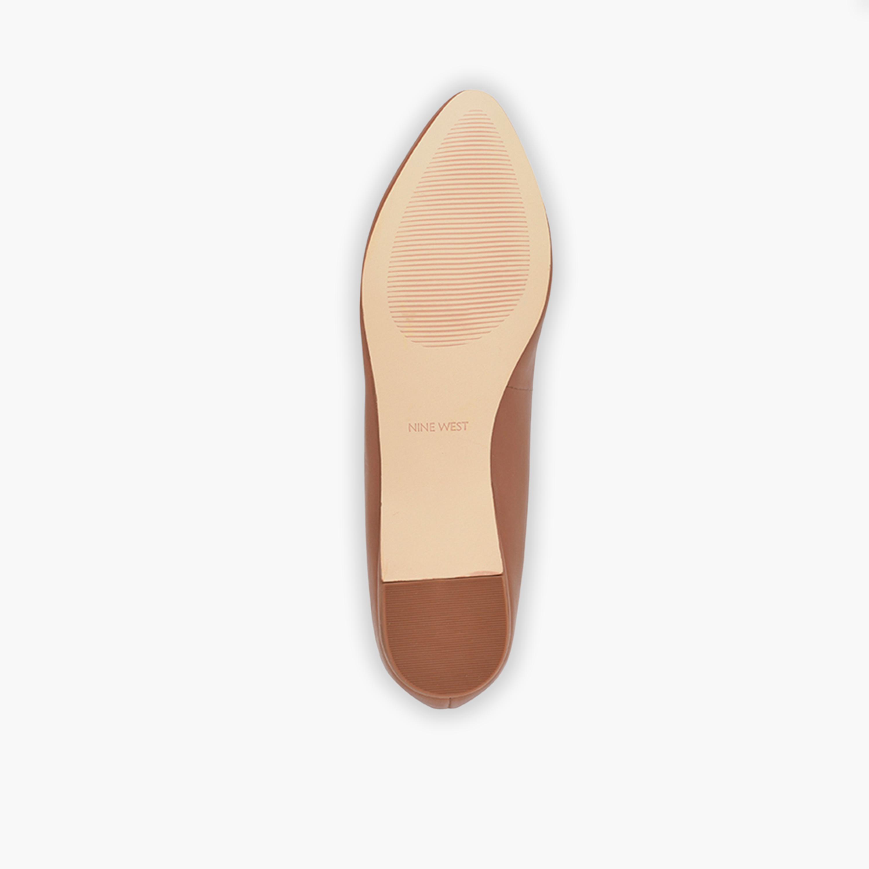 ناين ويست - حذاء باليرينا نسائي سهل الارتداء مقدمة مدببة | WNSPEAKUP-women-shoes-ballerinas-image-5