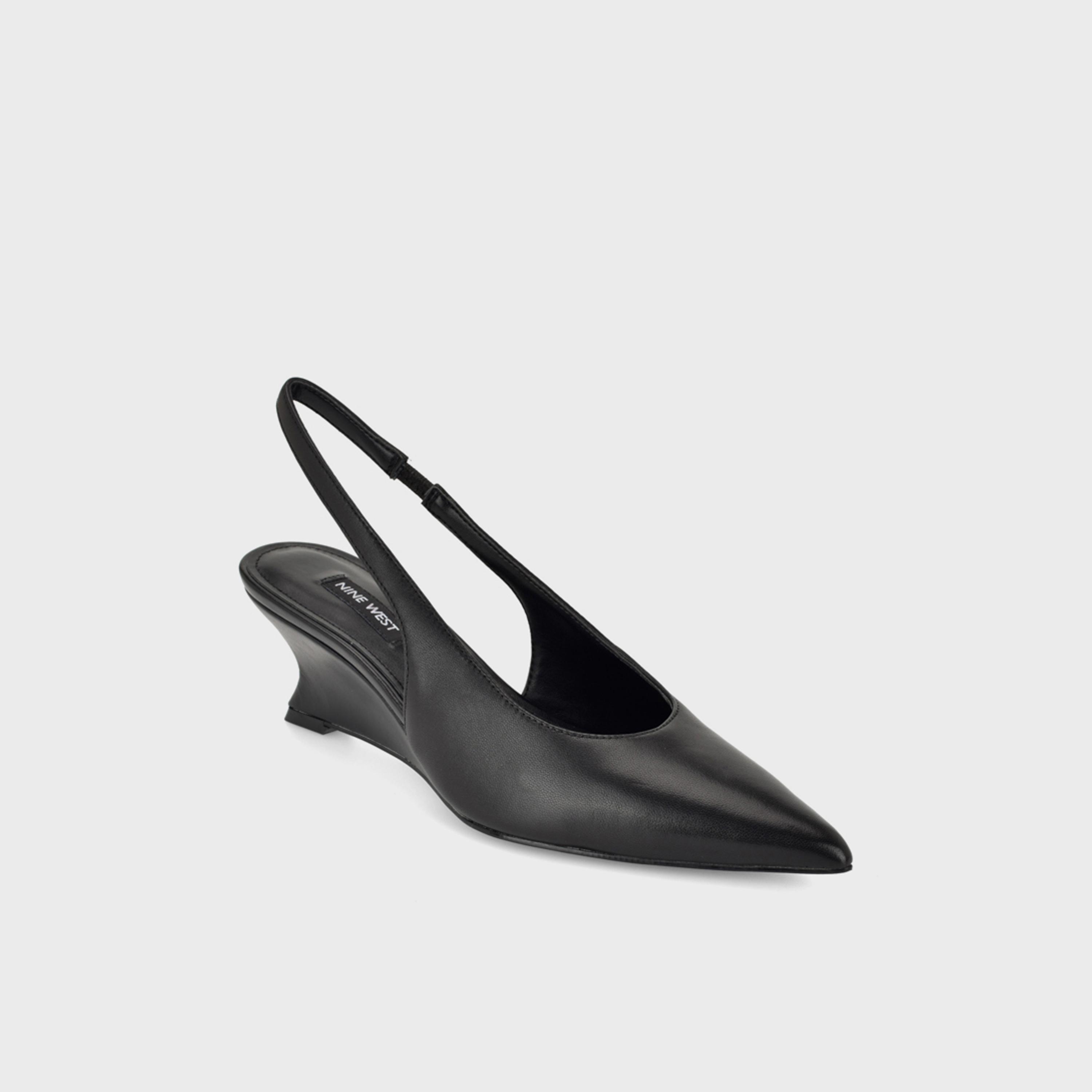 ناين ويست - حذاء نسائي بكعب إسفين بحزام مطاطي | WNTERON-women-shoes-sandals-heeled-image-1