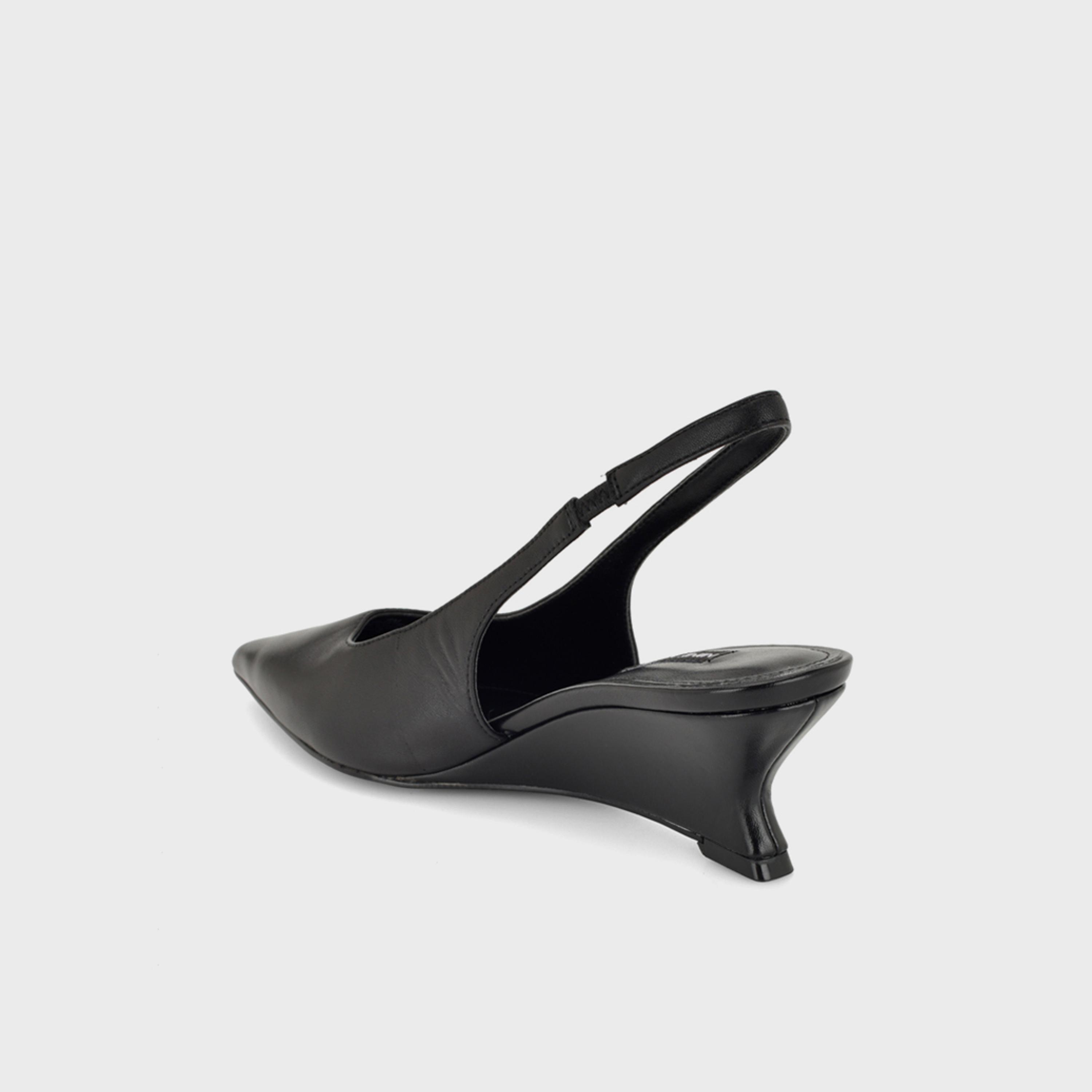 ناين ويست - حذاء نسائي بكعب إسفين بحزام مطاطي | WNTERON-women-shoes-sandals-heeled-image-3
