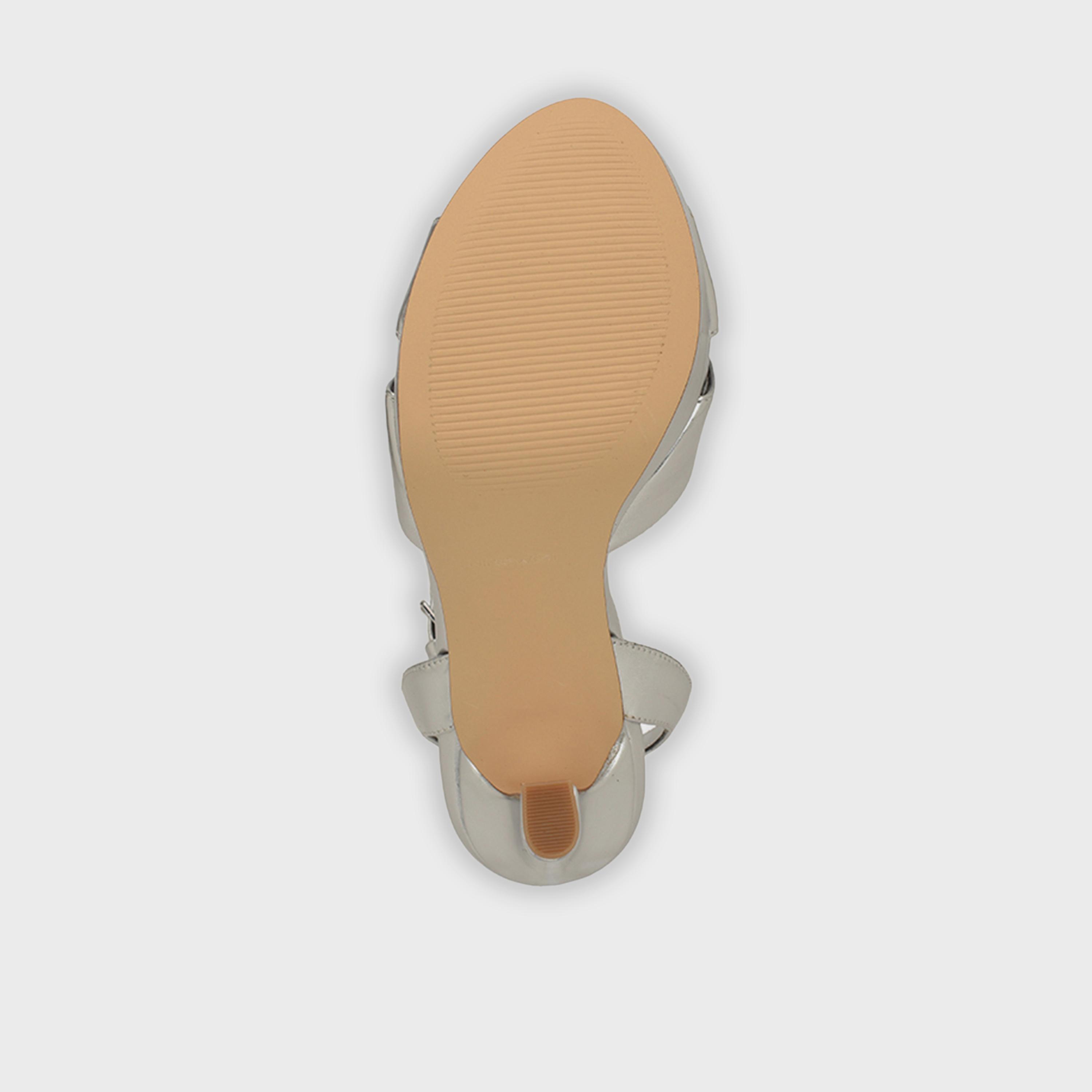 ناين ويست - حذاء نسائي بكعب عالٍ بإبزيم | WNWILDA3-women-shoes-sandals-heeled-image-5