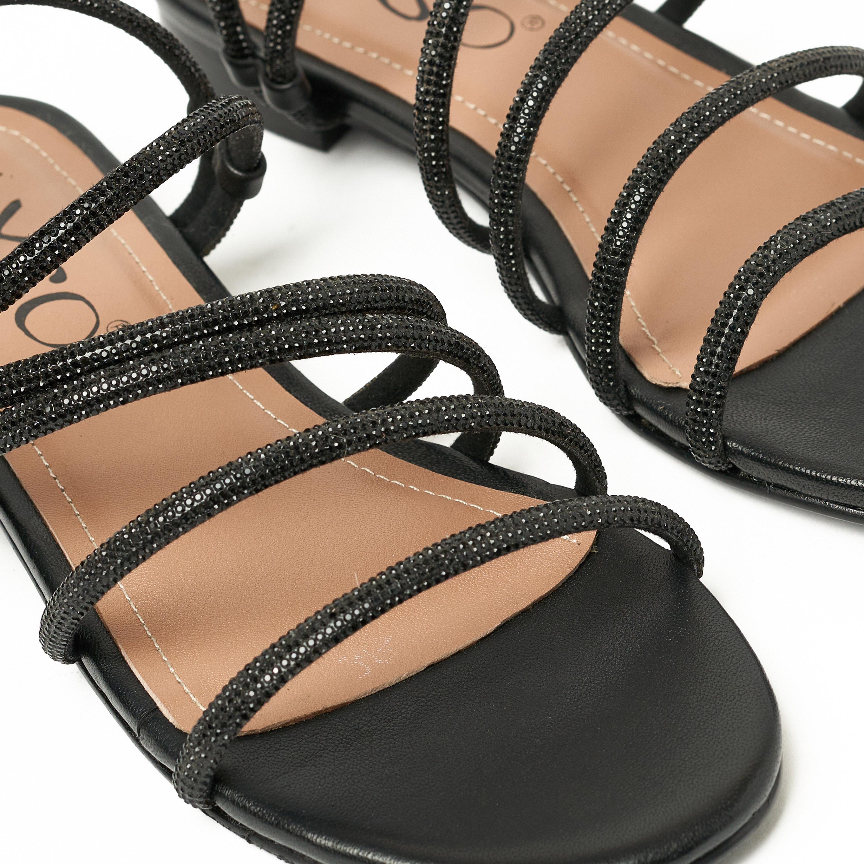 واي.سو- حذاء بكعب سميك ايدن1 للنساء | Y-24-089-women-shoes-sandals-flats-image-4