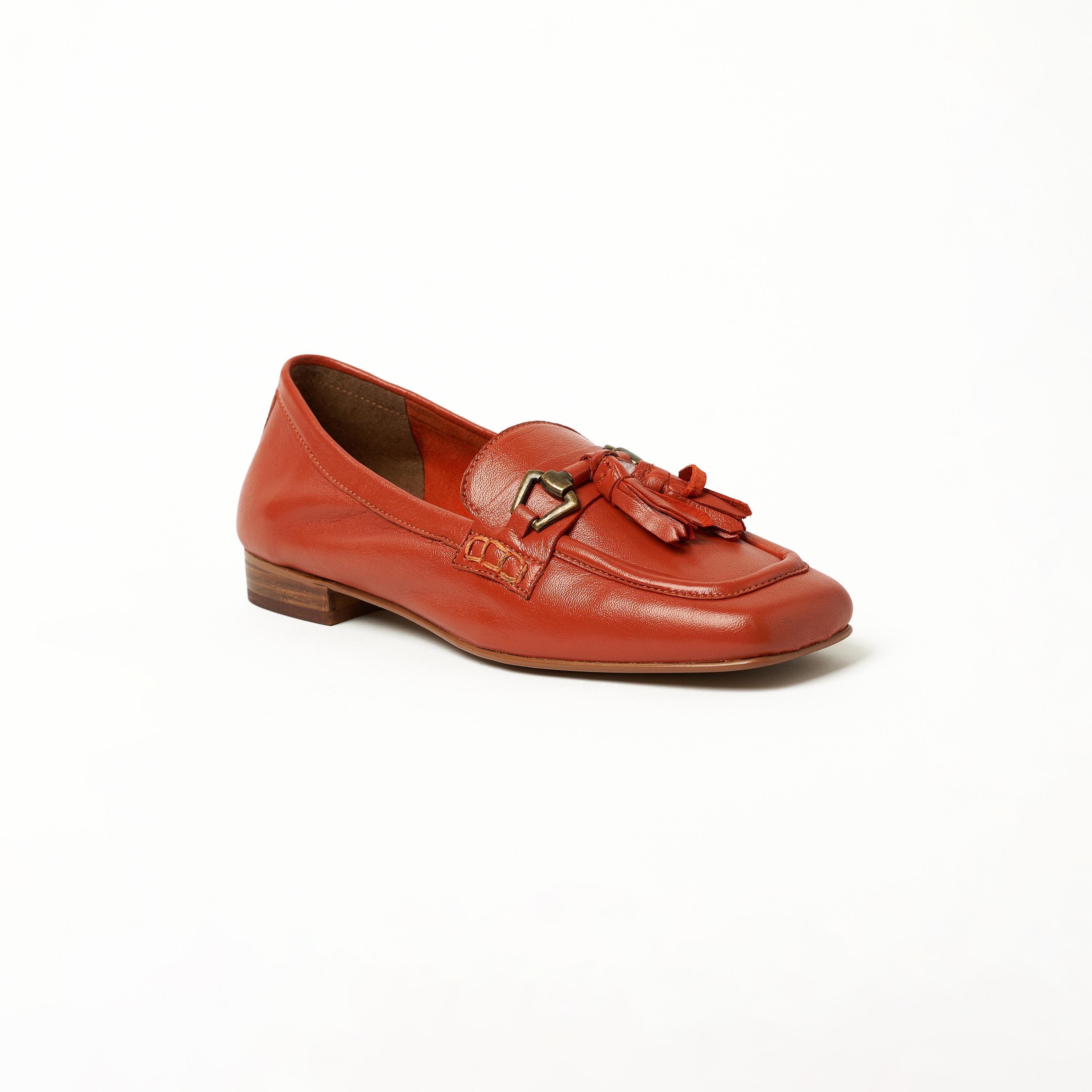 حذاء للنساء بدون رباط - سكاي1 | Y-24-106-women-shoes-loafersandmoccasins-image-1