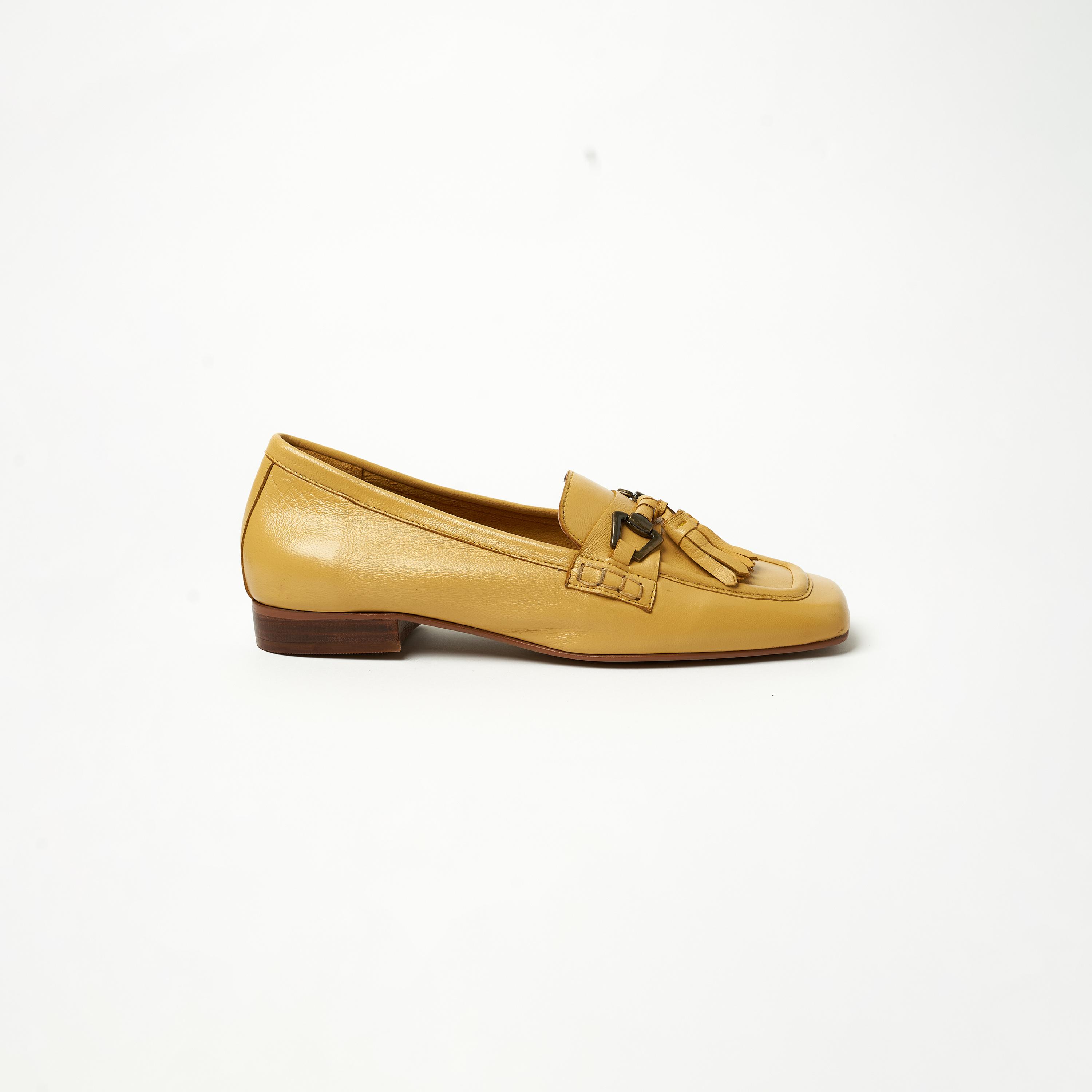 حذاء للنساء بدون رباط - سكاي1 | Y-24-106-women-shoes-loafersandmoccasins-image-2