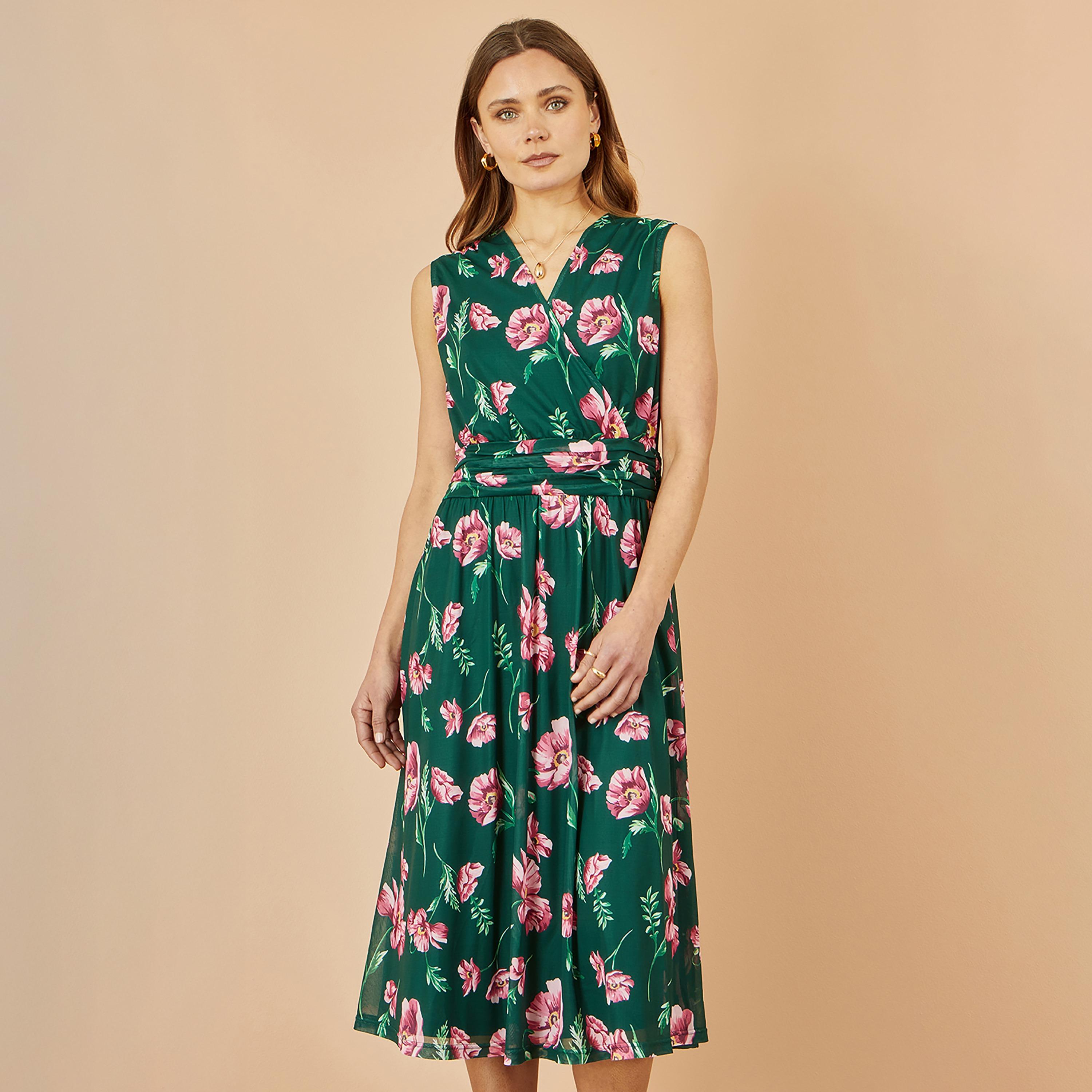 فستان ميدي "ميش" شبكي بتصميم "لف" وفتحة رقبة "سوربليس" وطبعة زهور لون أخضر من يومي-women-clothing-dresses-image-2