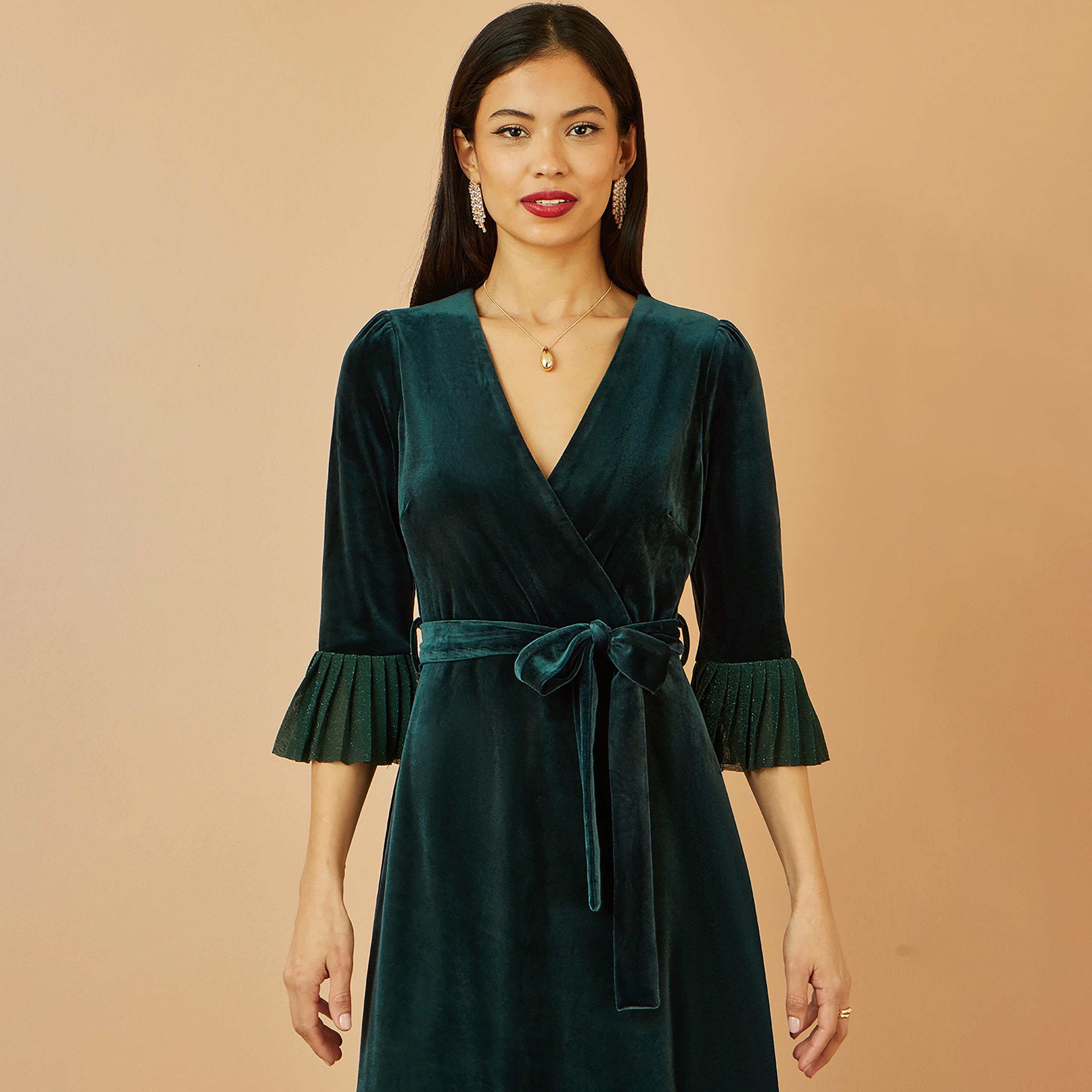 فستان ميدي سهرة مخمل بتصميم "لف" وكسرات وأكمام "بيل" جرس لون تييل من يومي-women-clothing-dresses-image-4