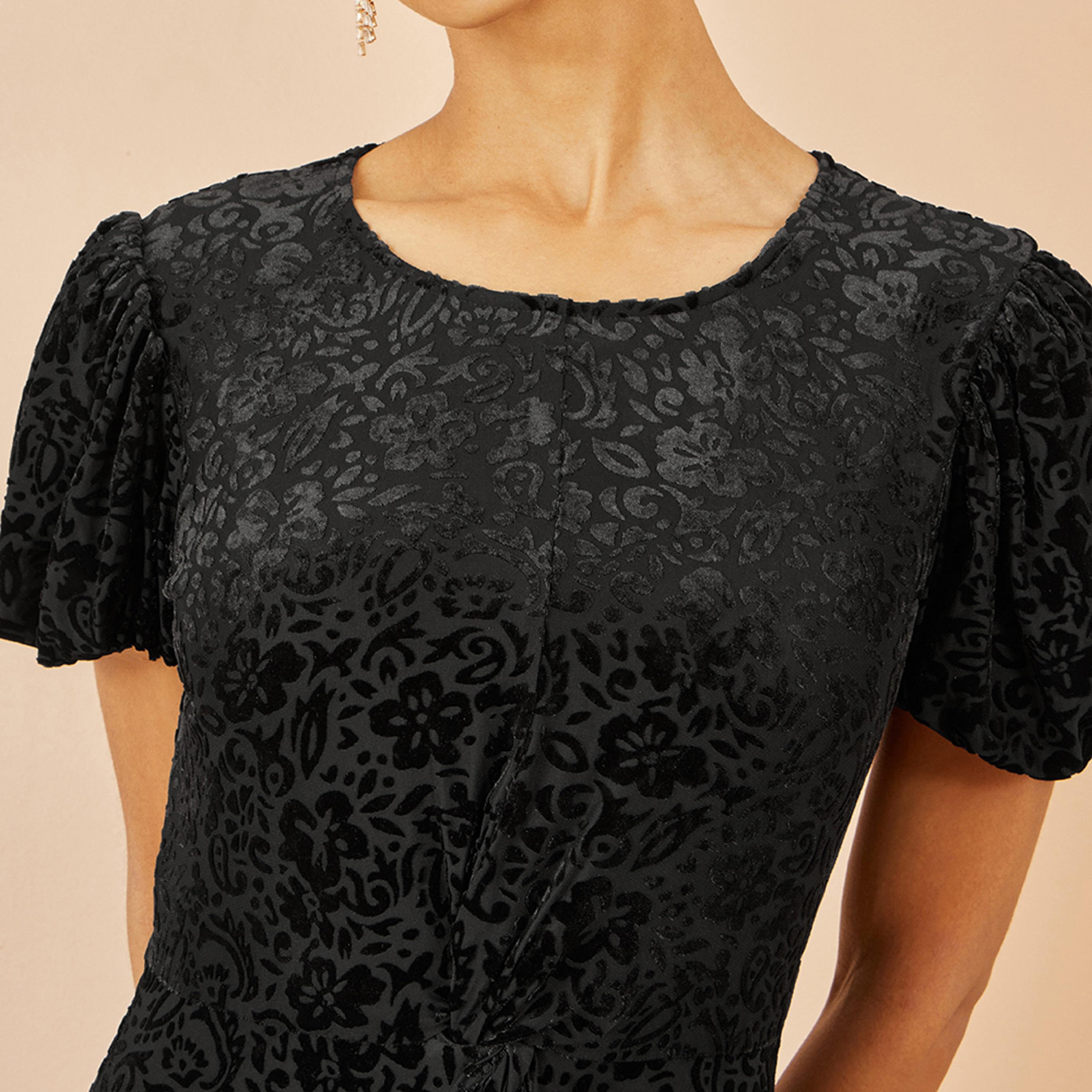 Yumi Black Burnout Floral Velvet Flutter Sleeves Tiered Women's Midi Dress-women-clothing-dresses-image-3