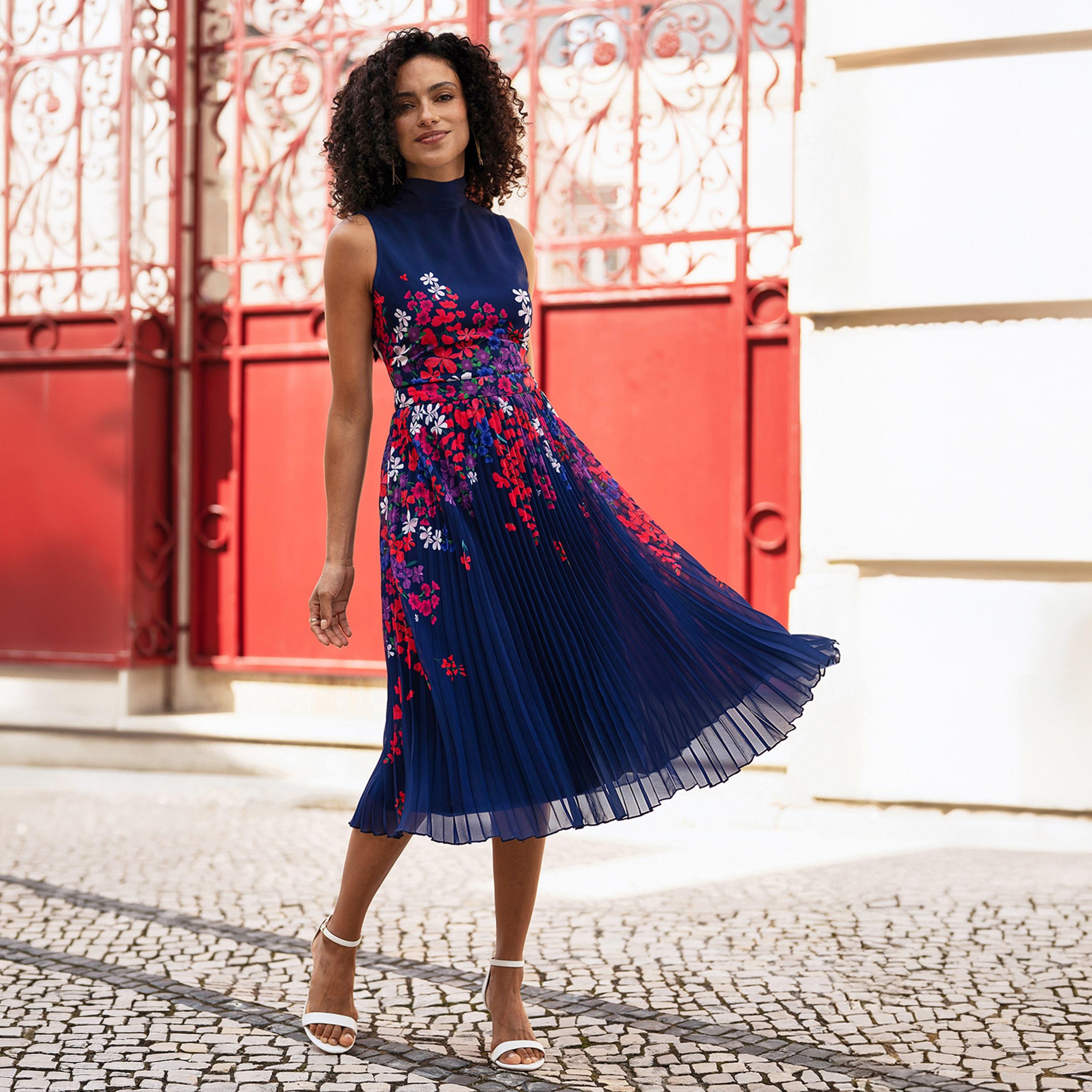فستان ميدي "بلاتيد" بكسرات وياقة عالية وطبعة زهور كحلي من يومي-women-clothing-dresses-image-2