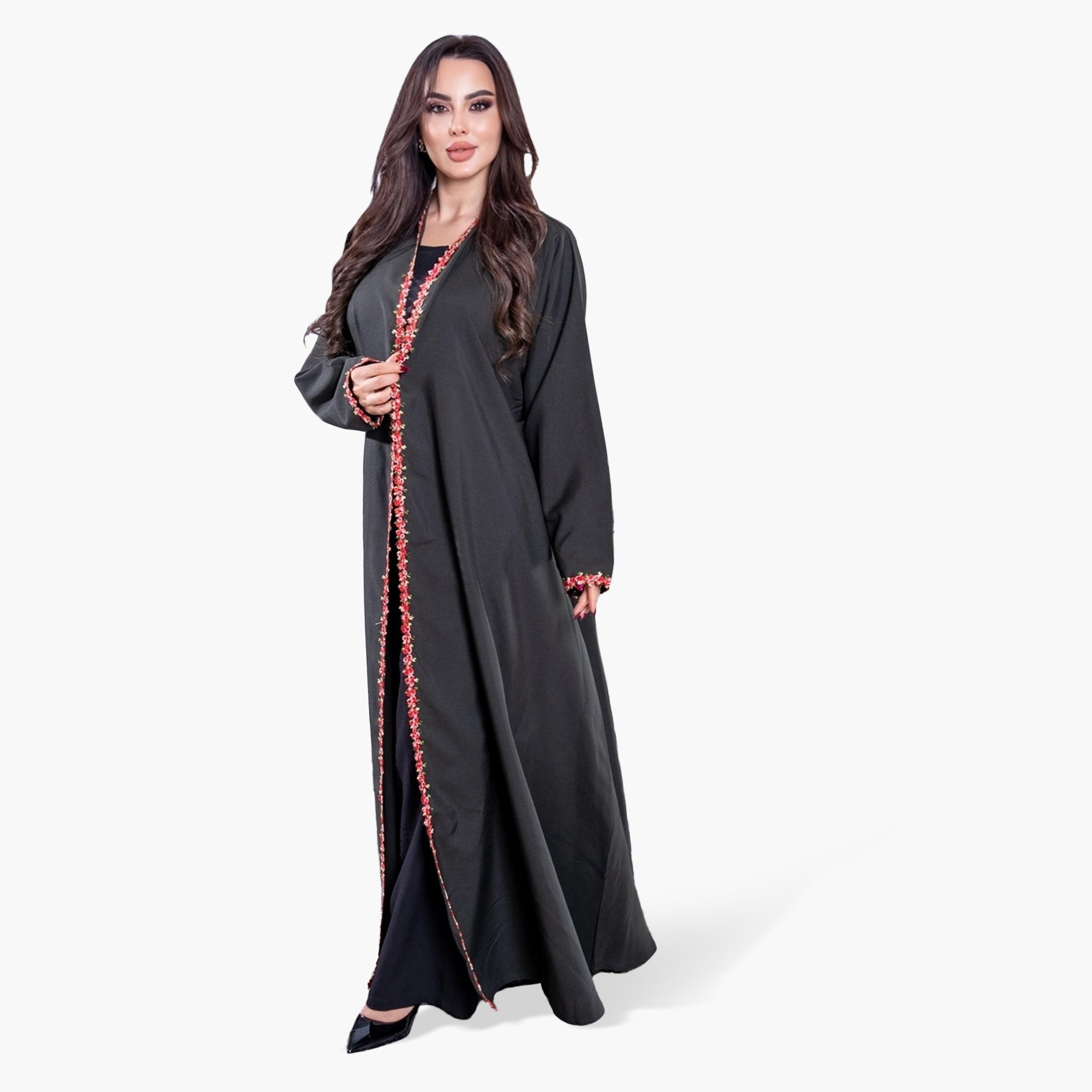 عباية نسائية "نصف كلوش" بتطريز زهور وتفاصيل دانتيل قماش كريب - أسود من إيليجنت حجاب-women-arabicclothing-abayas-image-3
