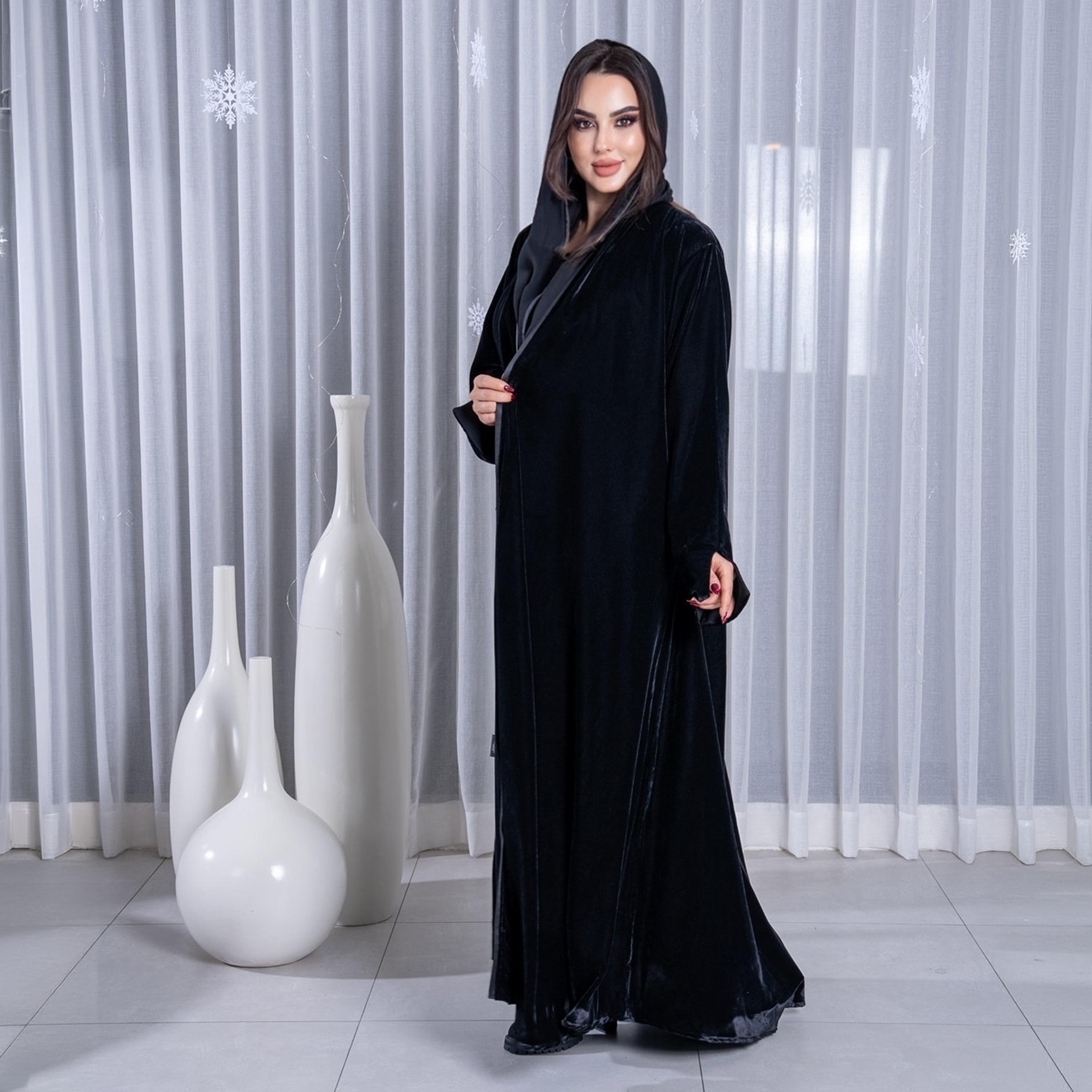 Elegant Hijab Velvet Women's Evening Half Cloche Abaya with Hijab-women-arabicclothing-abayas-image-4