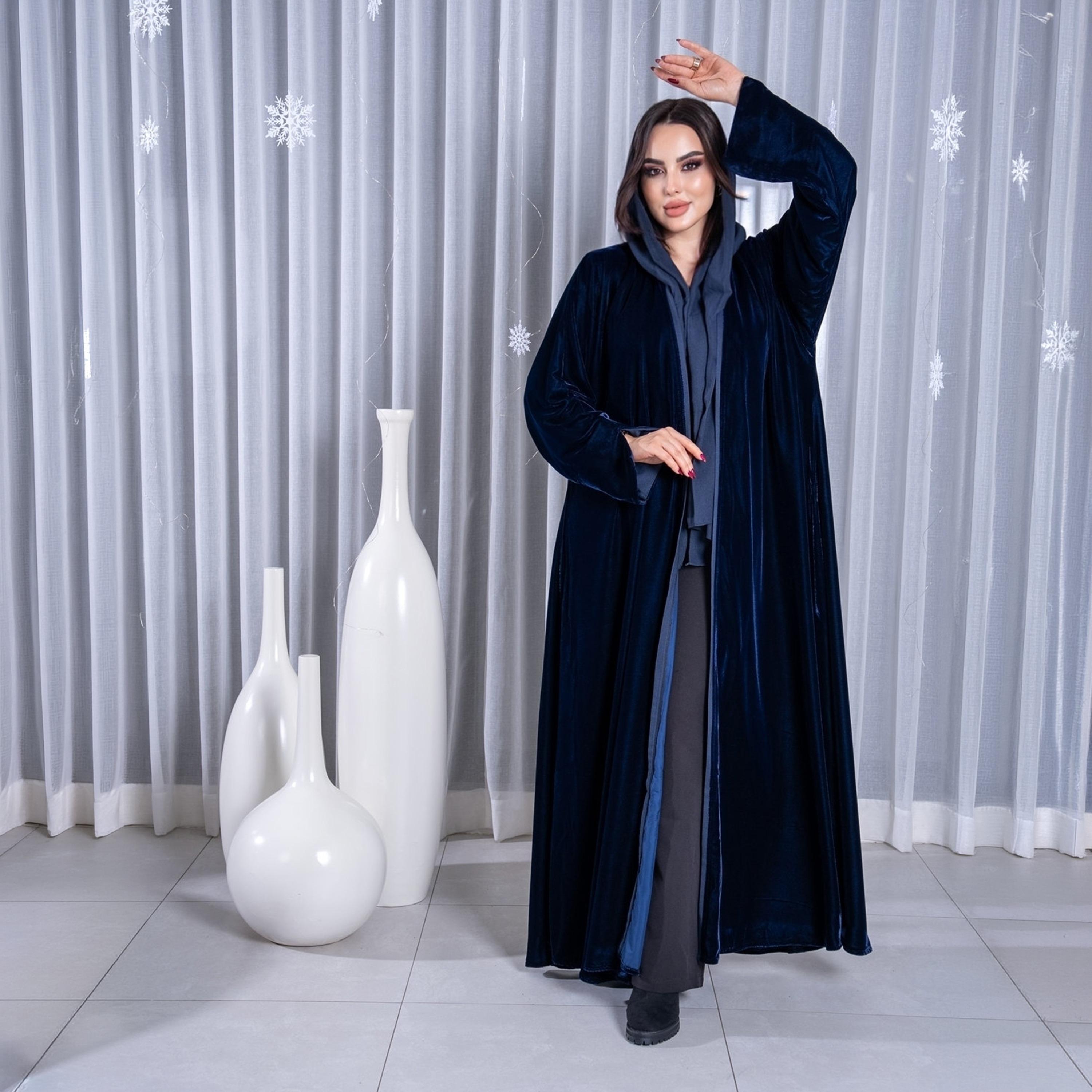 عباية سهرة نسائية "نصف كلوش" قماش قطيفة مع حجاب من إيليجنت حجاب-women-arabicclothing-abayas-image-1