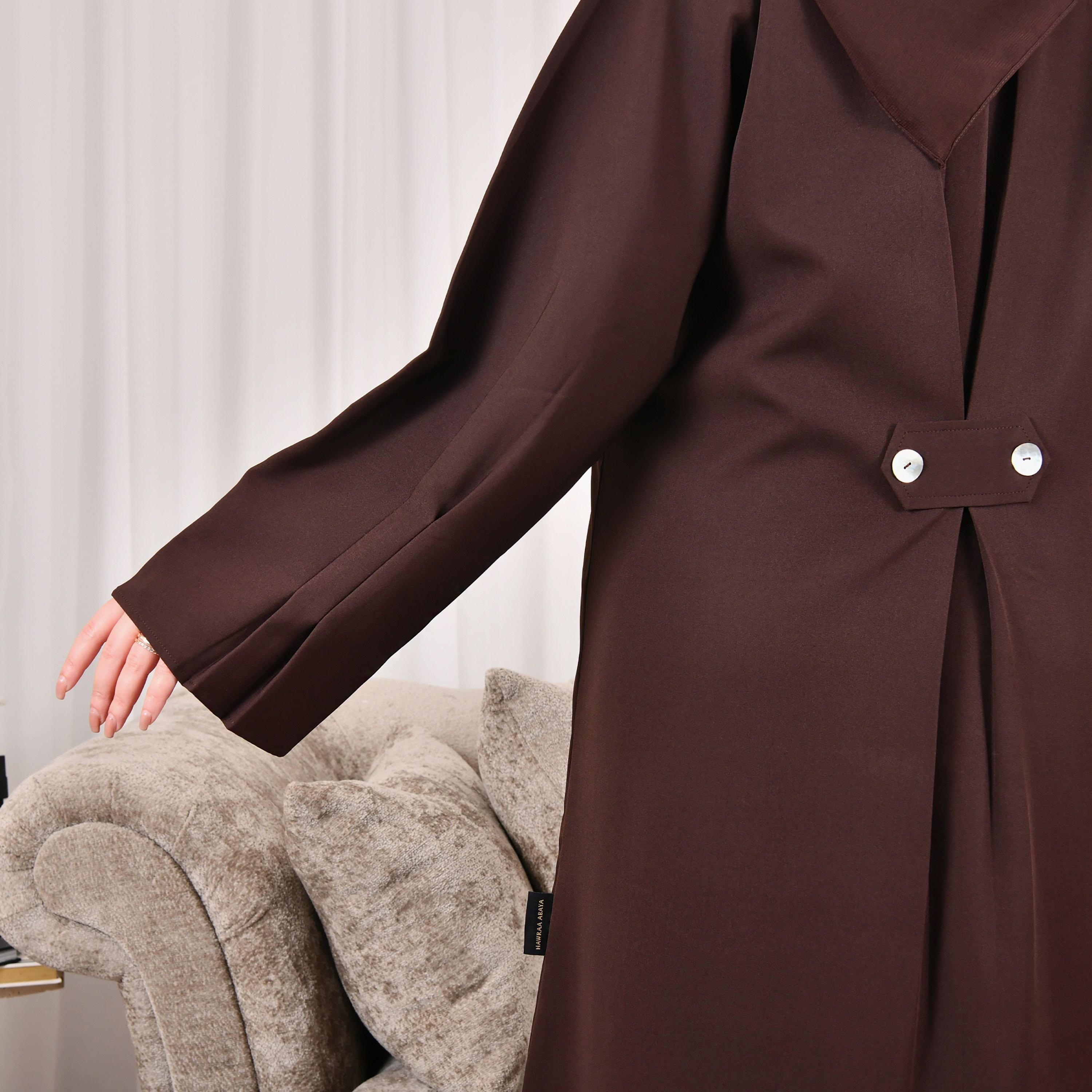 عباية نسائية من الكتان مع حجاب وياقة مطوية من حوراء-women-arabicclothing-abayas-image-4