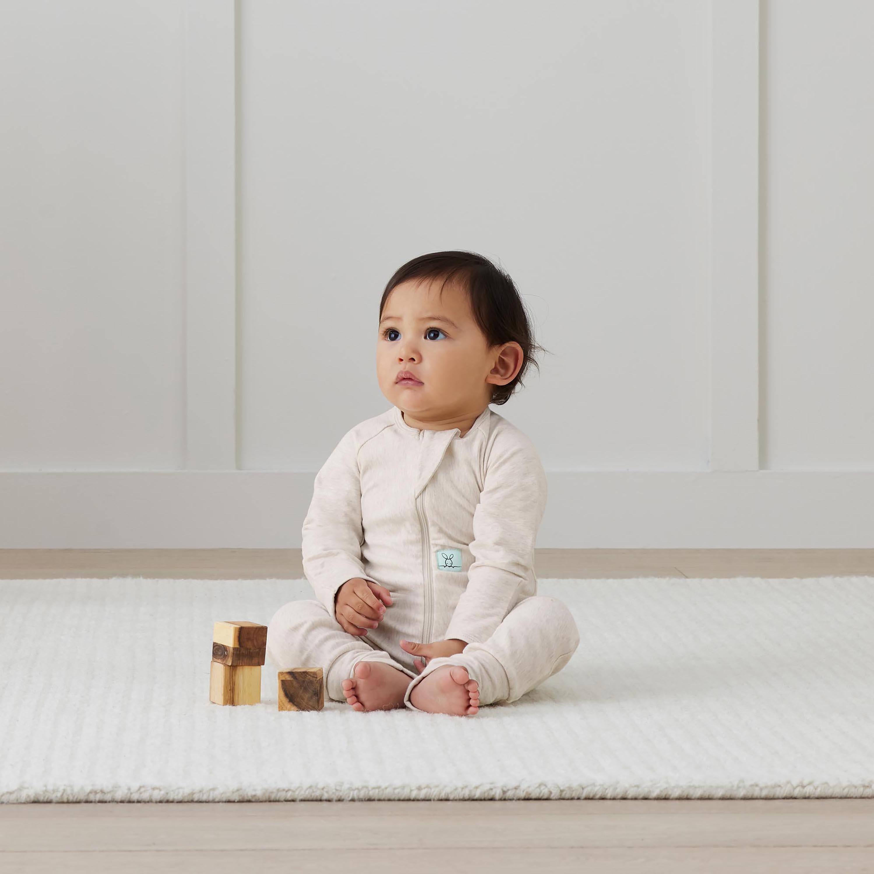 ergoPouch Layers Long Sleeve 1 TOG - Oatmeal Marle-baby-boys-clothing-nightwear-sleepsuits-image-3