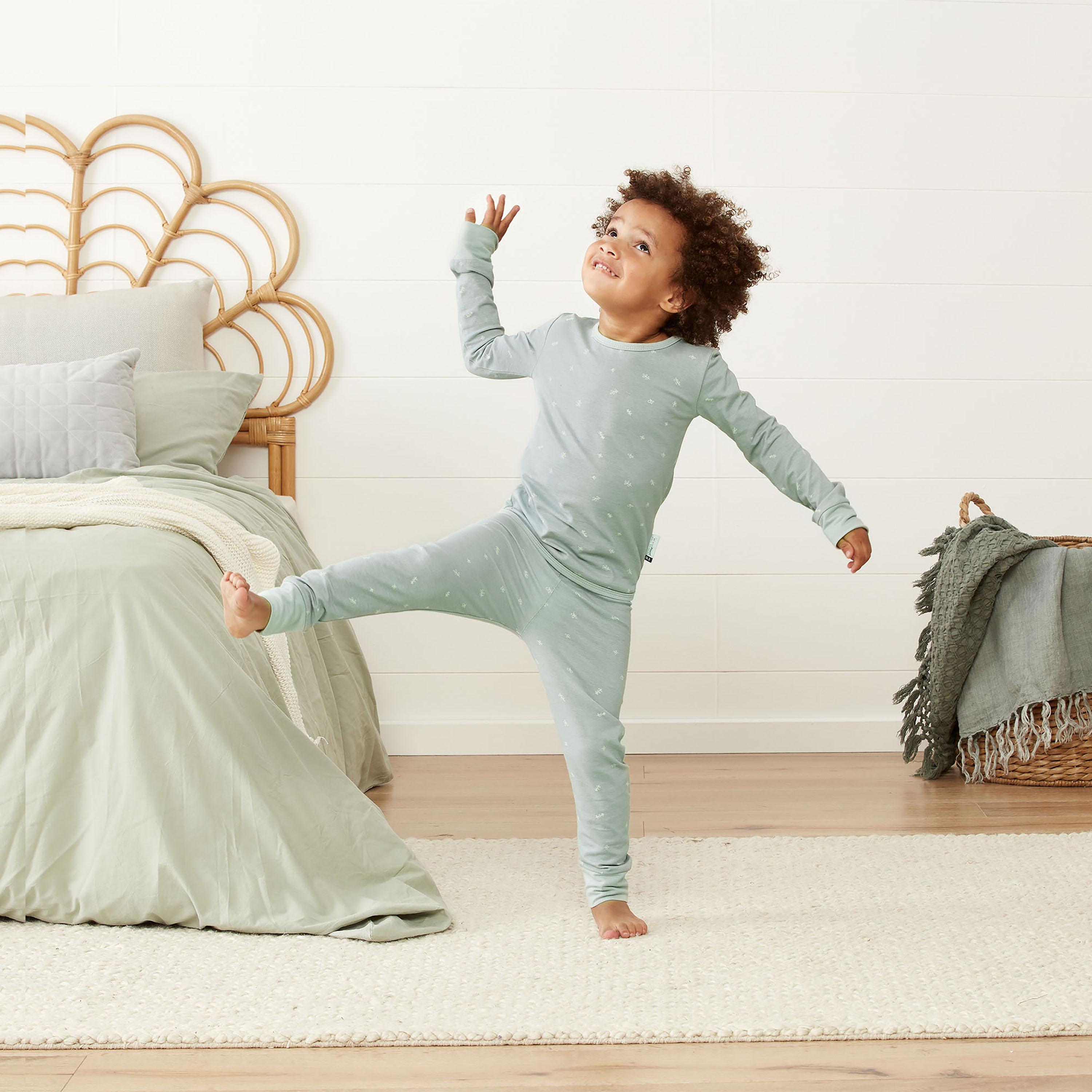 ergoPouch Long Sleeve Top & Pyjamas Set 0.2 TOG - Sage-baby-boys-clothing-nightwear-pyjamasets-image-7