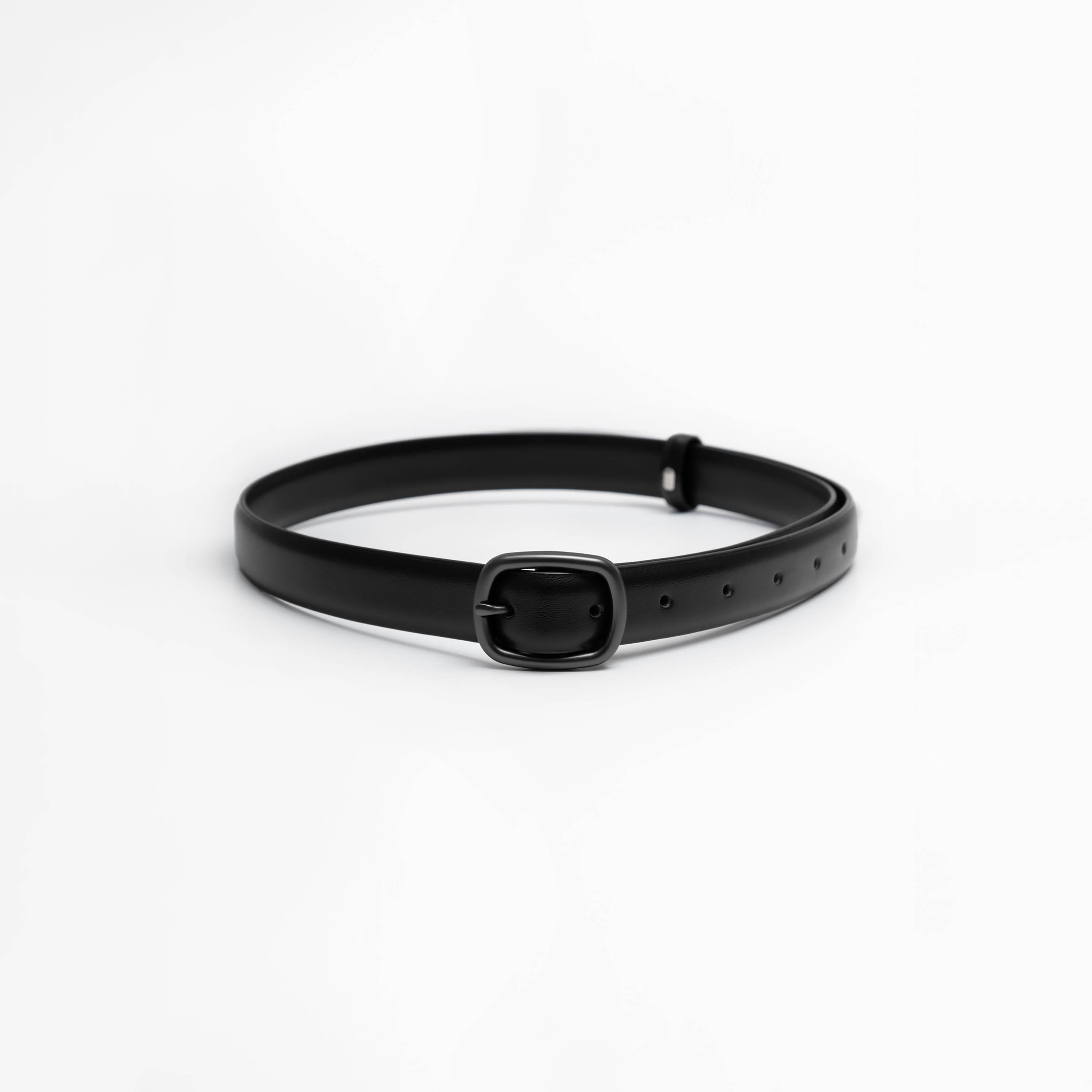 حزام ليتشي جلدي رفيع للنساء بلون أسود وإبزيم دبوس | مقاس موحد | blt0149-women-clothingaccessories-belts-image-1