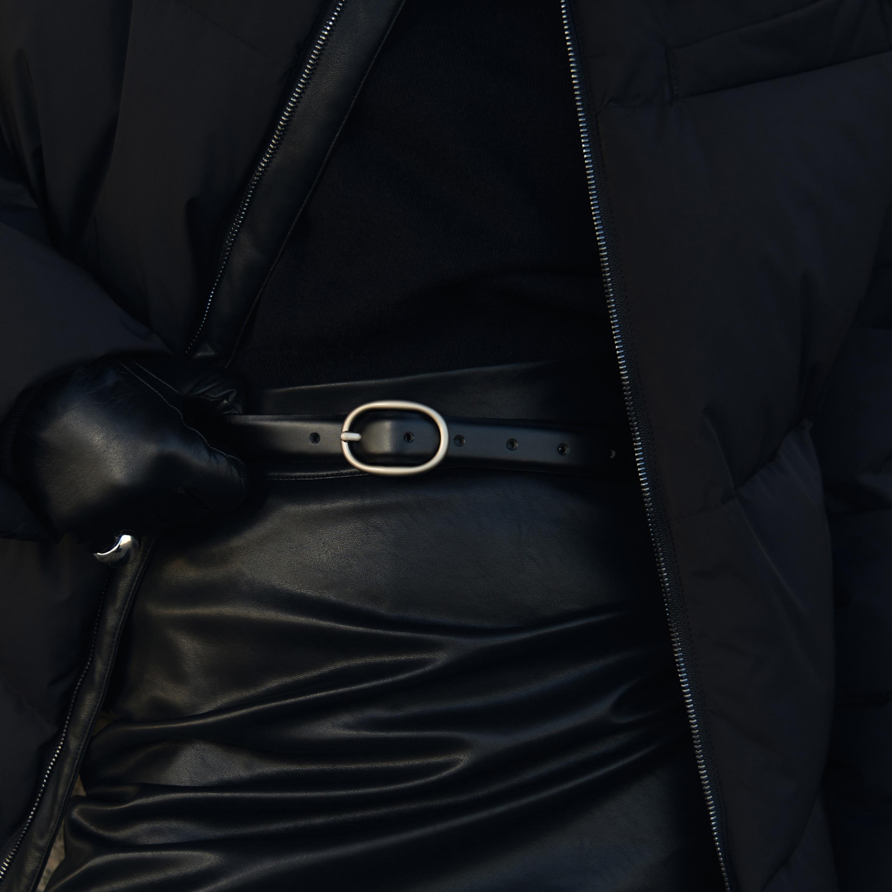 حزام ليتشي جلدي رفيع للنساء بلون أسود وإبزيم دبوس | مقاس موحد | blt0214-women-clothingaccessories-belts-image-1