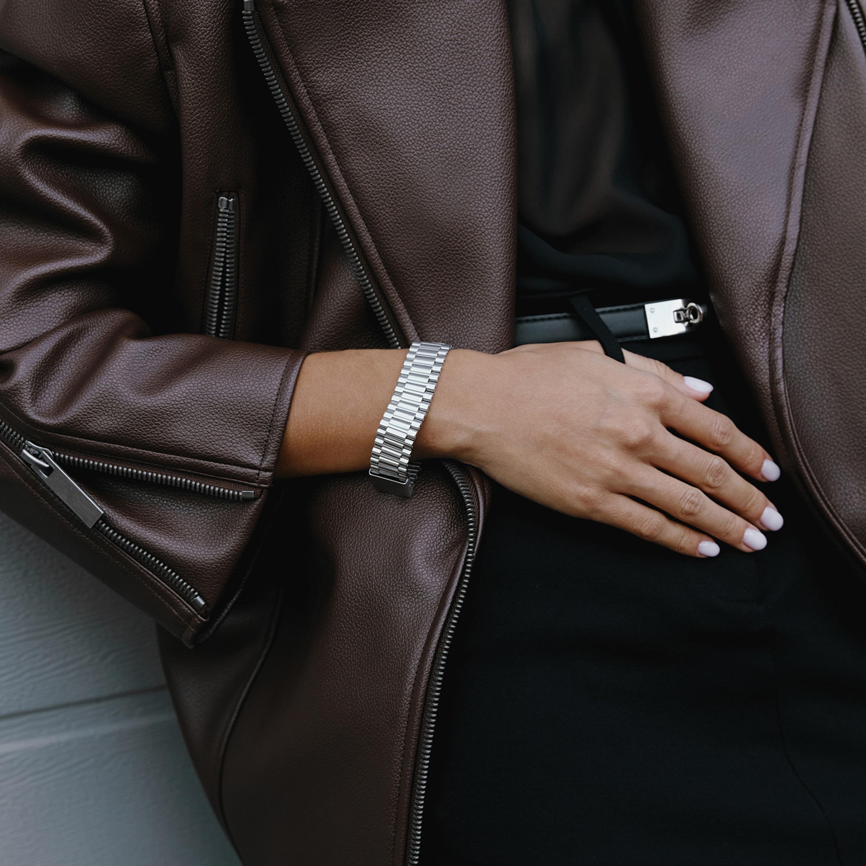 سوار ليتشي فضي من الستانلس ستيل بتصميم مرن-women-watchesandjewellery-jewellery-banglesandbracelets-image-1
