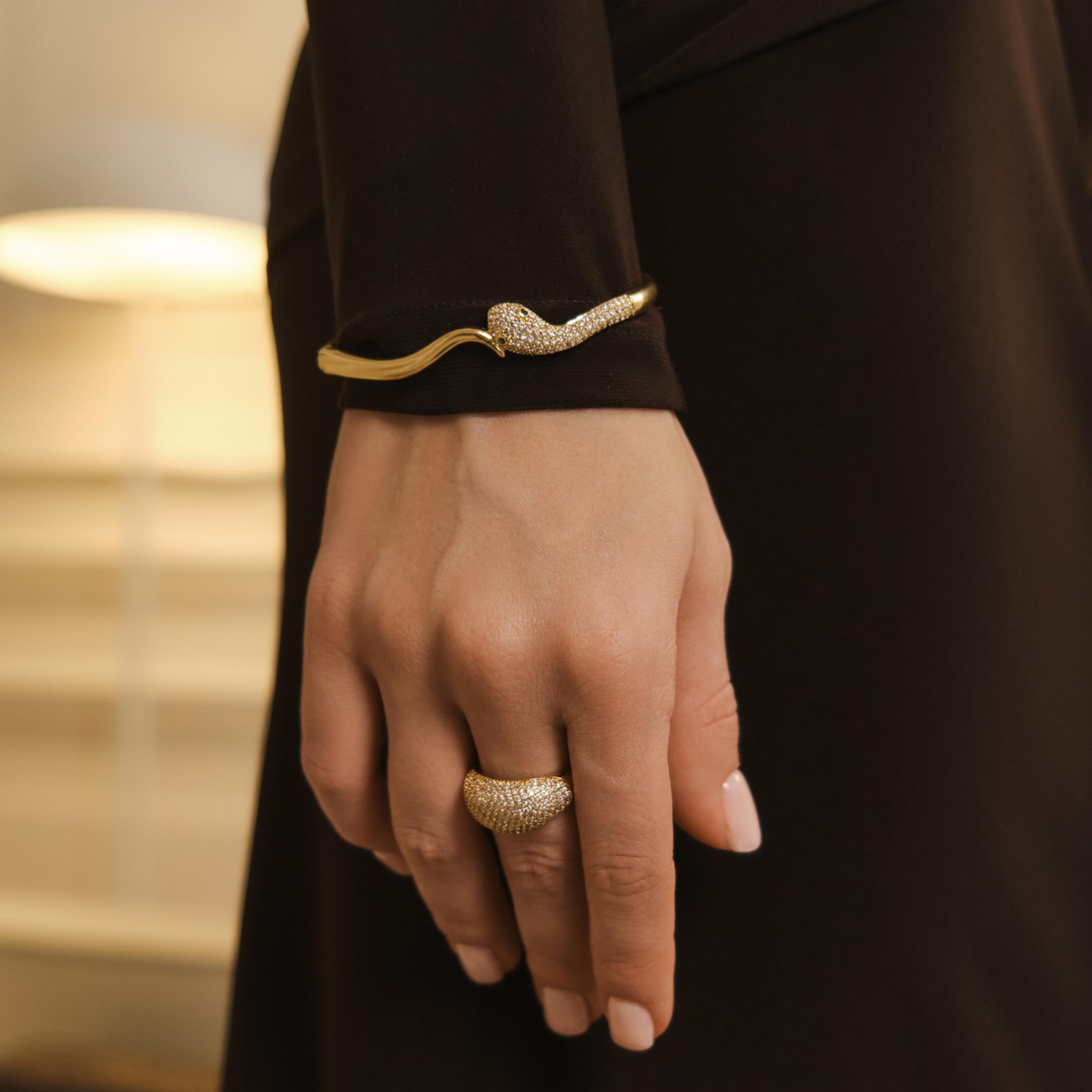 سوار ليتشي ذهبي من النحاس بتصميم ثعبان-women-watchesandjewellery-jewellery-banglesandbracelets-image-1