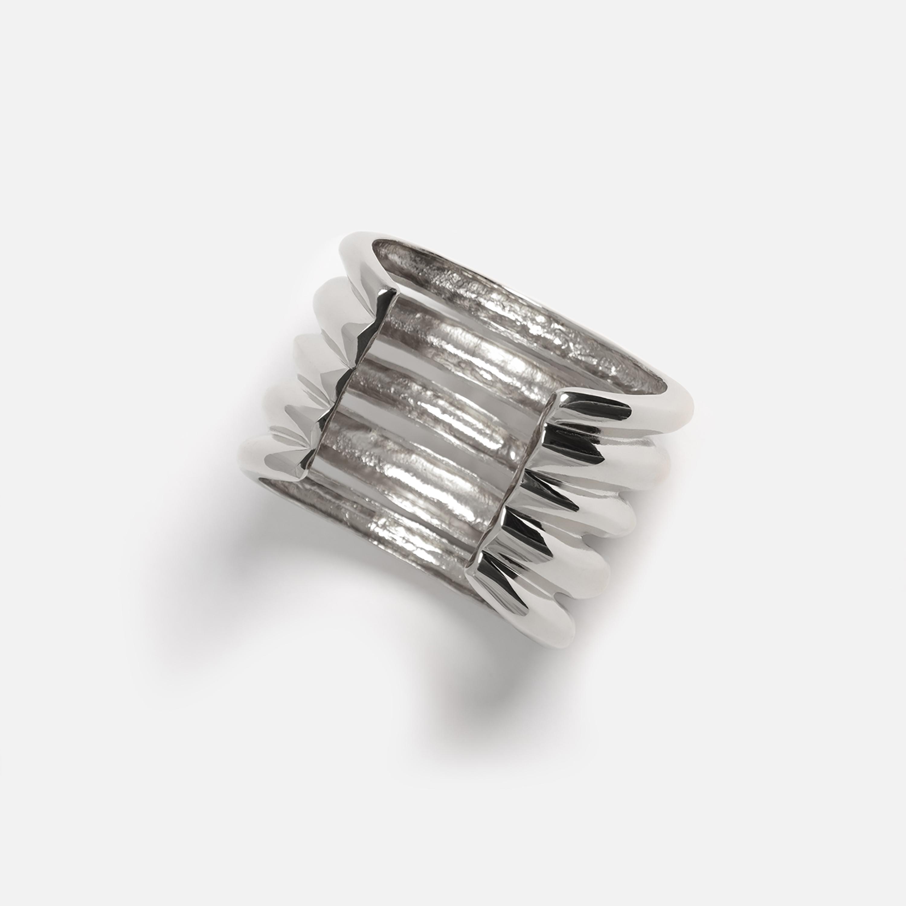 سوار ليتشي فضي من سبيكة النحاس بتصميم طبقات-women-watchesandjewellery-jewellery-banglesandbracelets-image-3