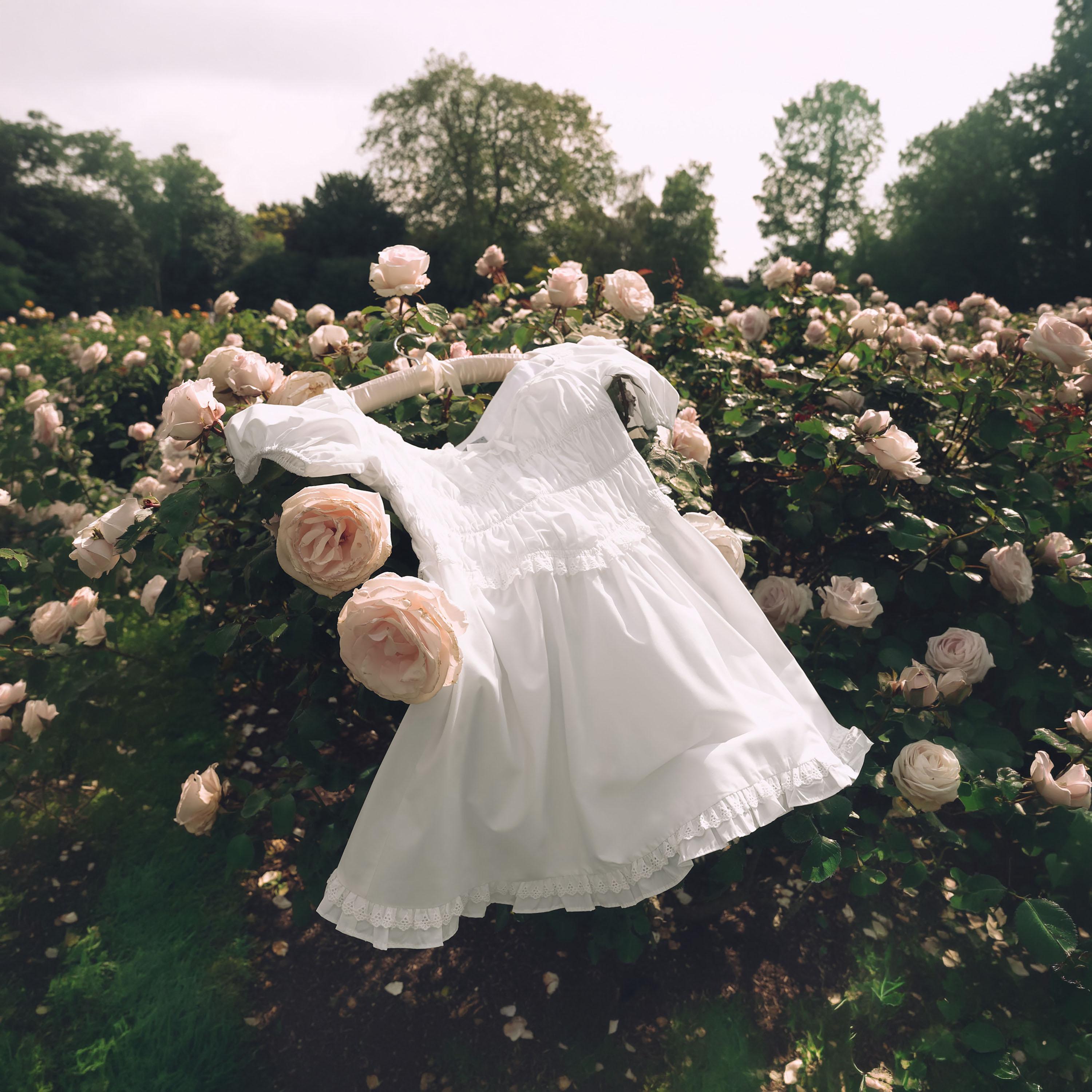 فستان قصير (ميني) كلوش بفتحة رقبة قلب وأكمام منفوخة للنساء من ليتشي-women-clothing-dresses-image-3