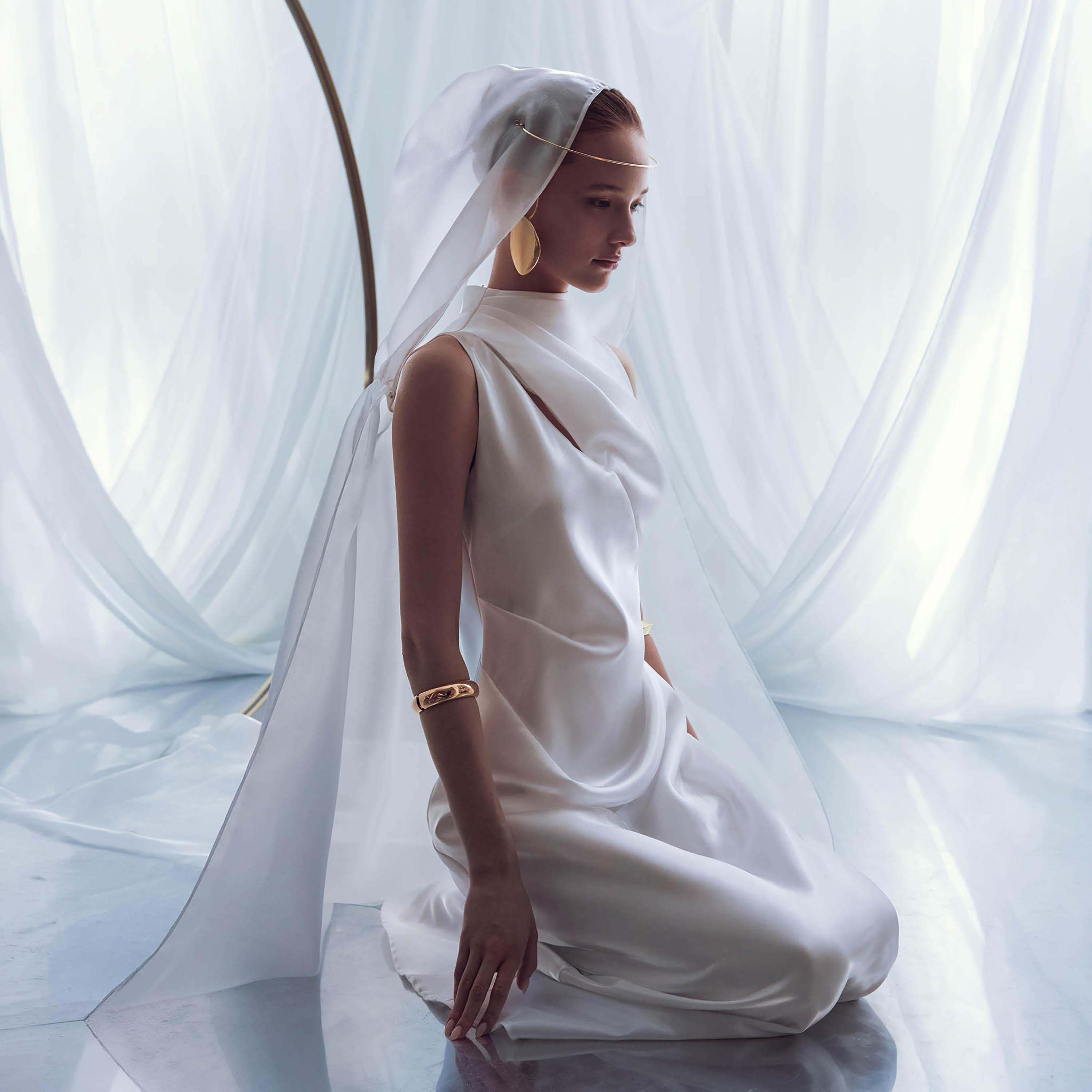 فستان ماكسي مستقيم (عمودي) ستان بياقة عالية للنساء من ليتشي-women-clothing-dresses-image-2