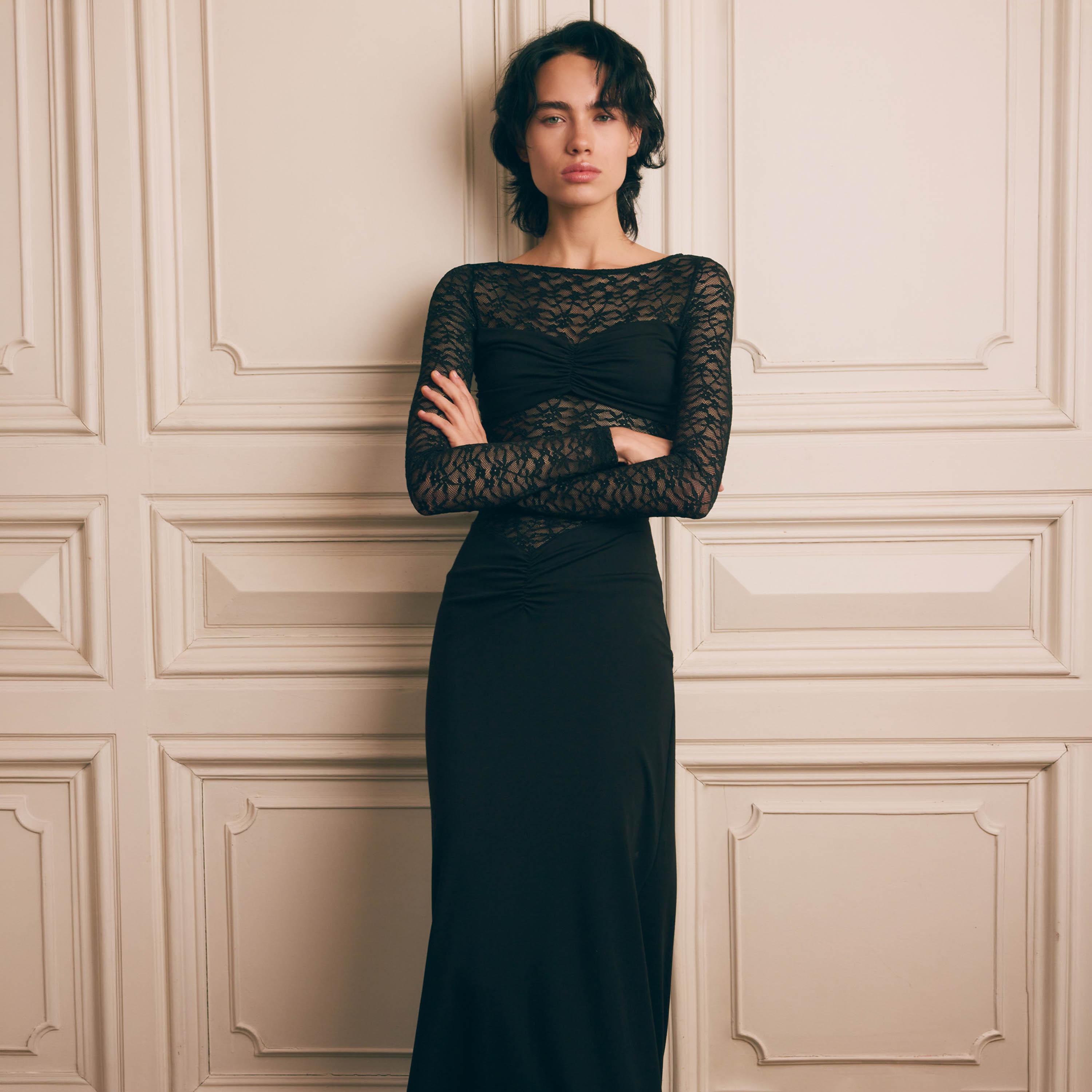 فستان سهرة ماكسي عمودي من الدانتيل بنقشة زهور للنساء باللون الأسود من ليتشي-women-clothing-dresses-image-1