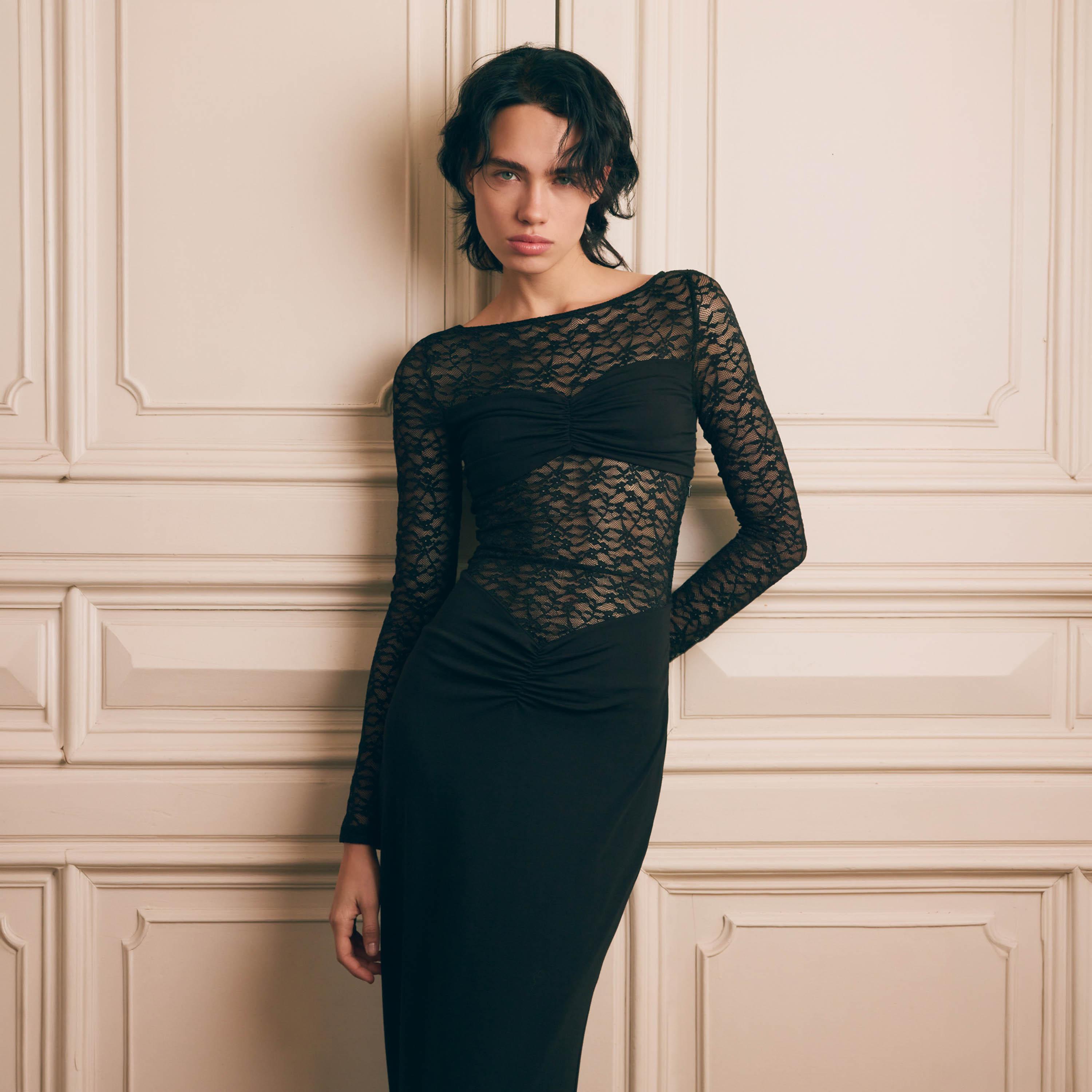 فستان سهرة ماكسي عمودي من الدانتيل بنقشة زهور للنساء باللون الأسود من ليتشي-women-clothing-dresses-image-2