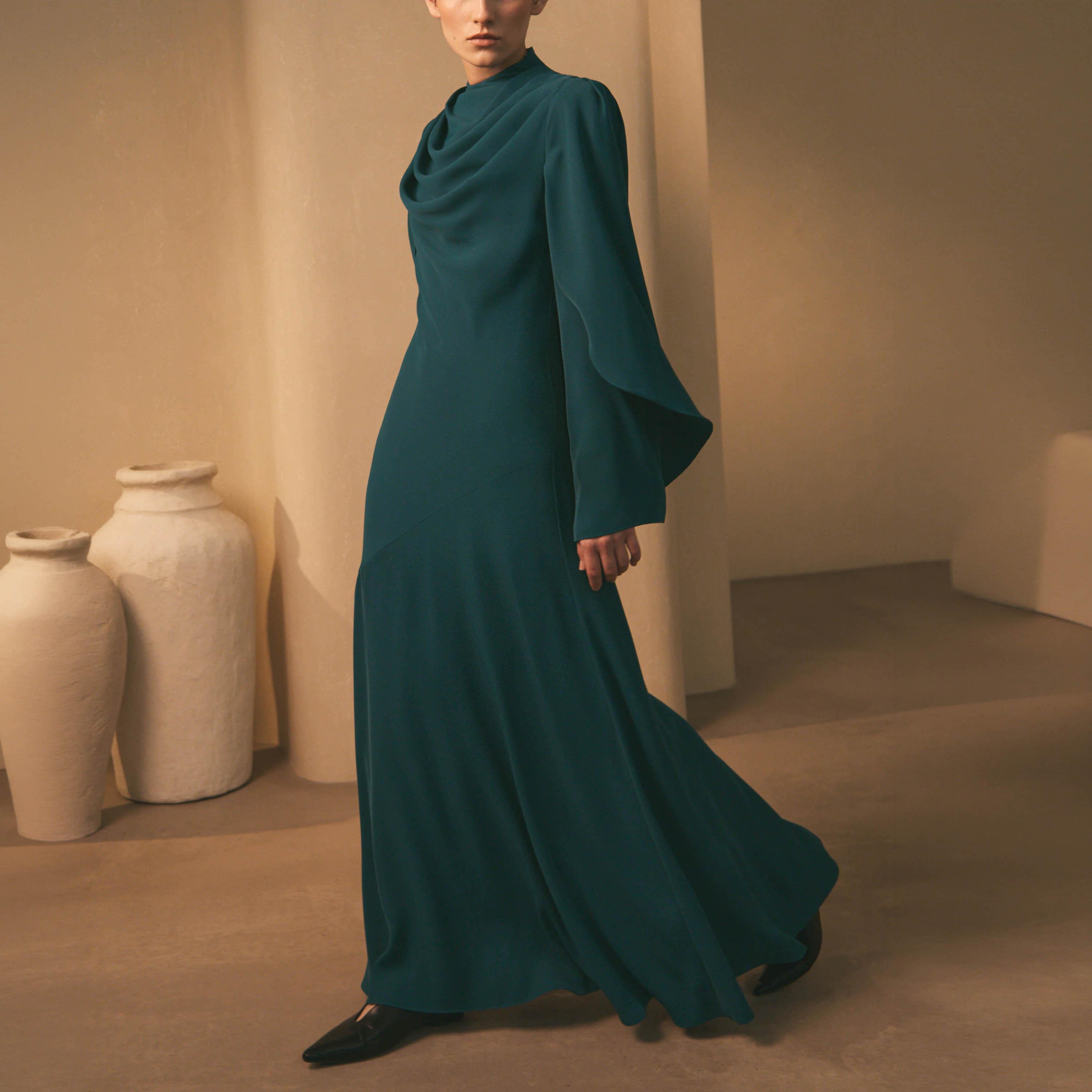 فستان سهرة ماكسي كلوش (فليرد) بياقة عالية مرنة (موك نيك) للنساء من ليتشي-women-clothing-dresses-image-2
