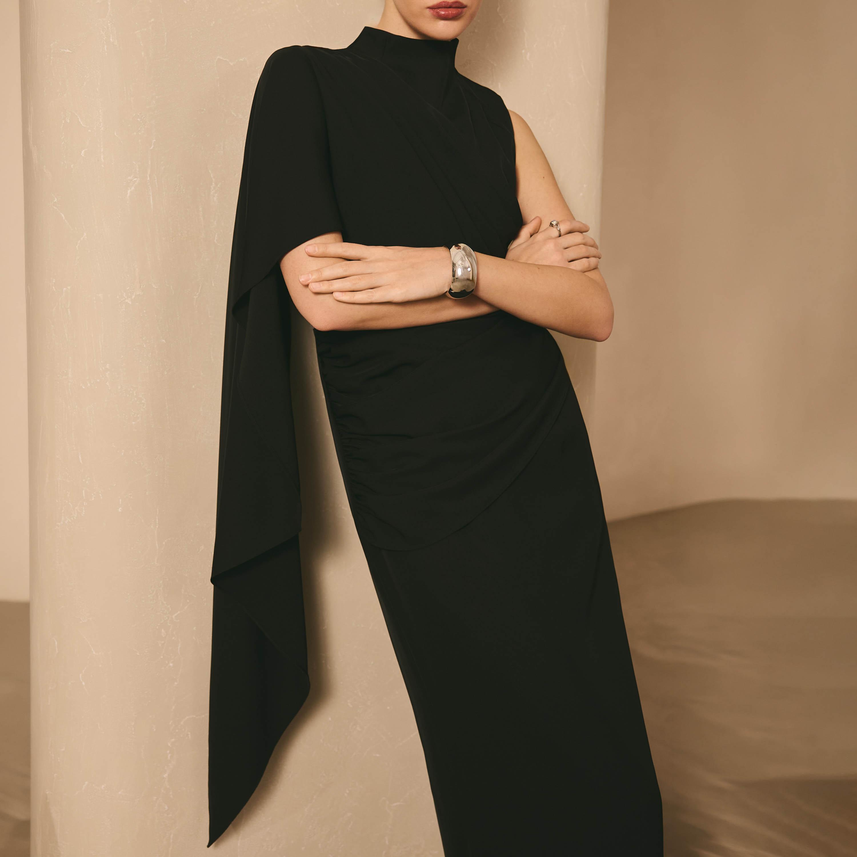 فستان سهرة ميدي ضيق (شيث) بياقة عالية مرنة (موك نيك) من ليتشي-women-clothing-dresses-image-4
