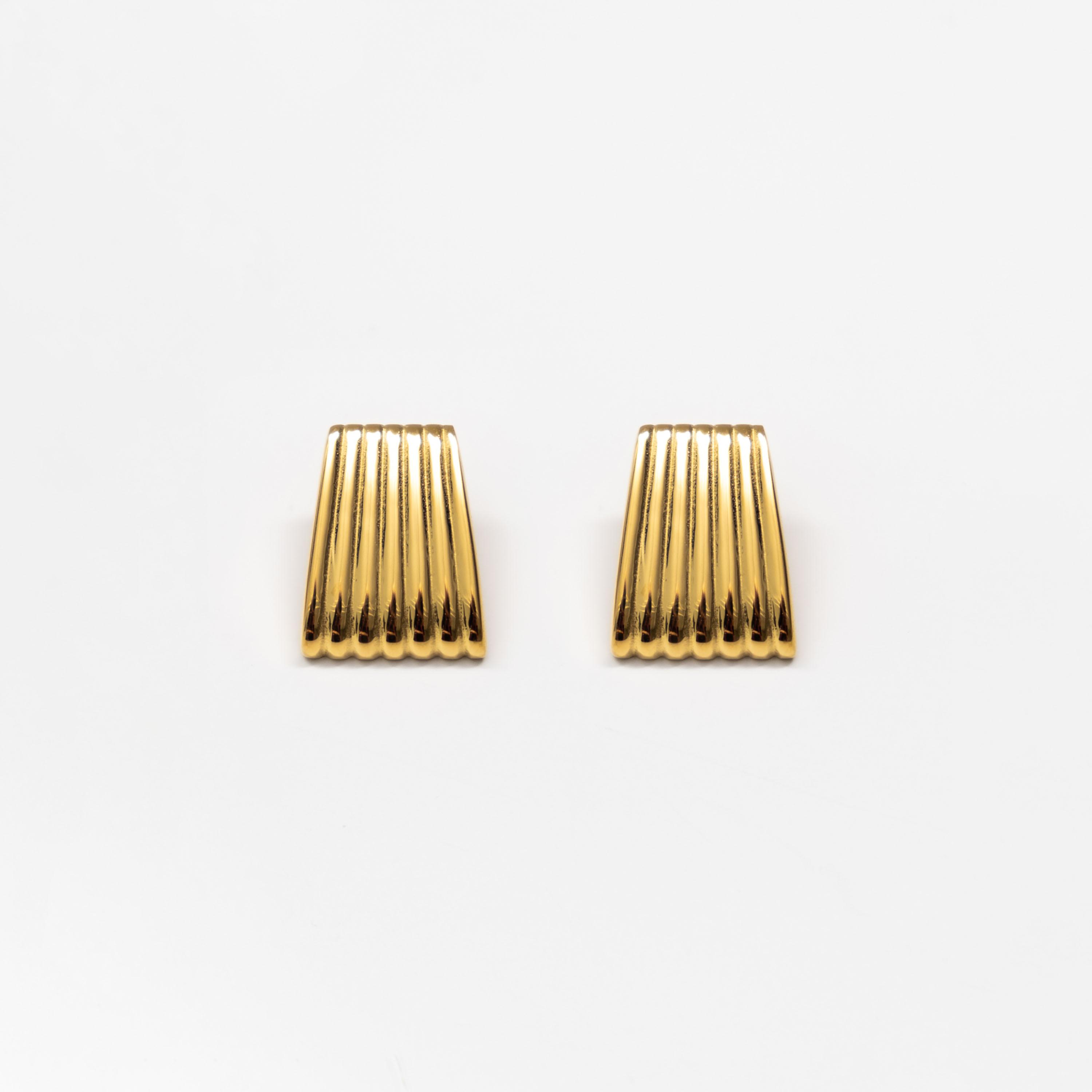 أقراط ليتشي ذهبية صغيرة للنساء من الستانلس ستيل | ear0494-women-watchesandjewellery-jewellery-earrings-image-2