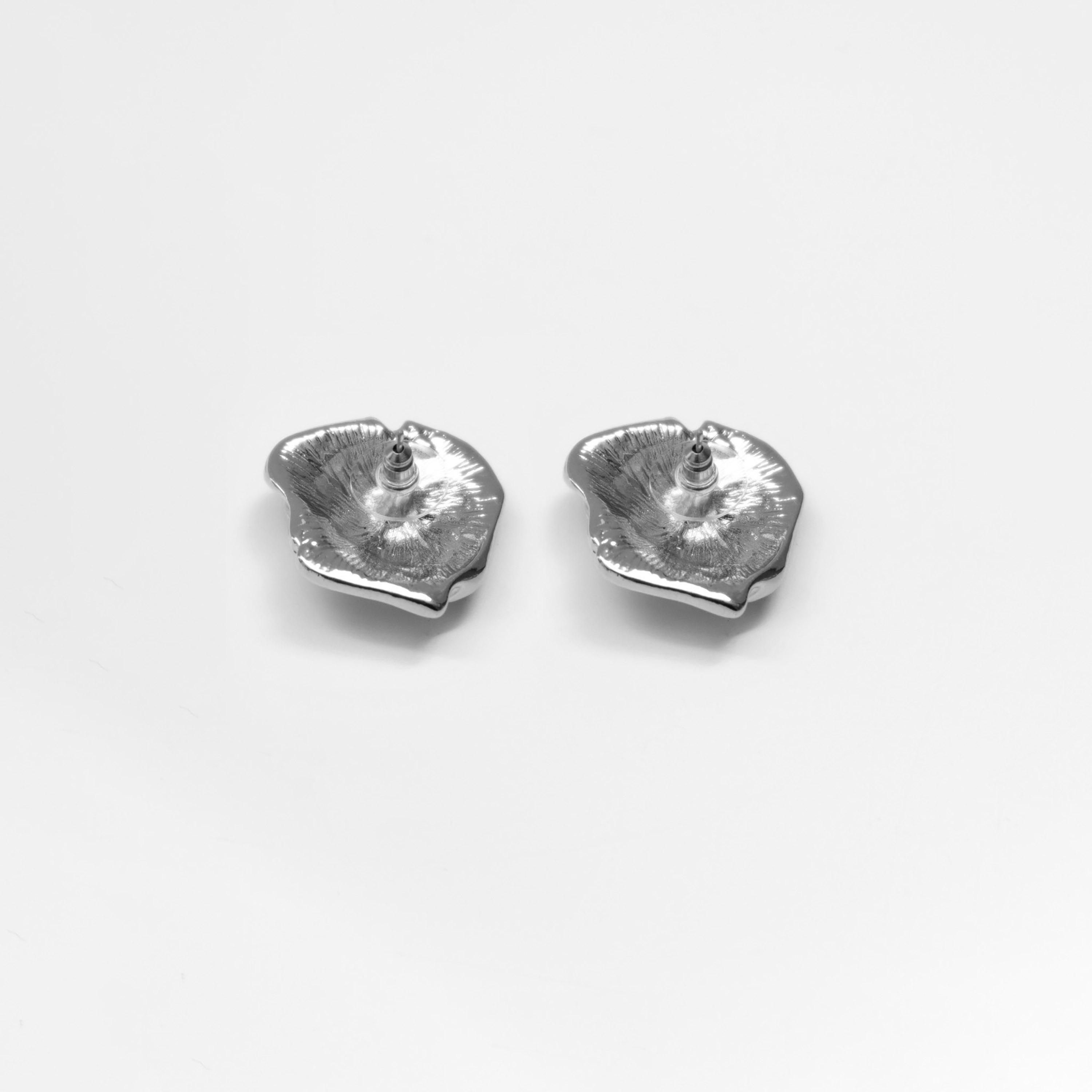 أقراط ليتشي فضية صغيرة للنساء من سبيكة الزنك | ear0503-women-watchesandjewellery-jewellery-earrings-image-3