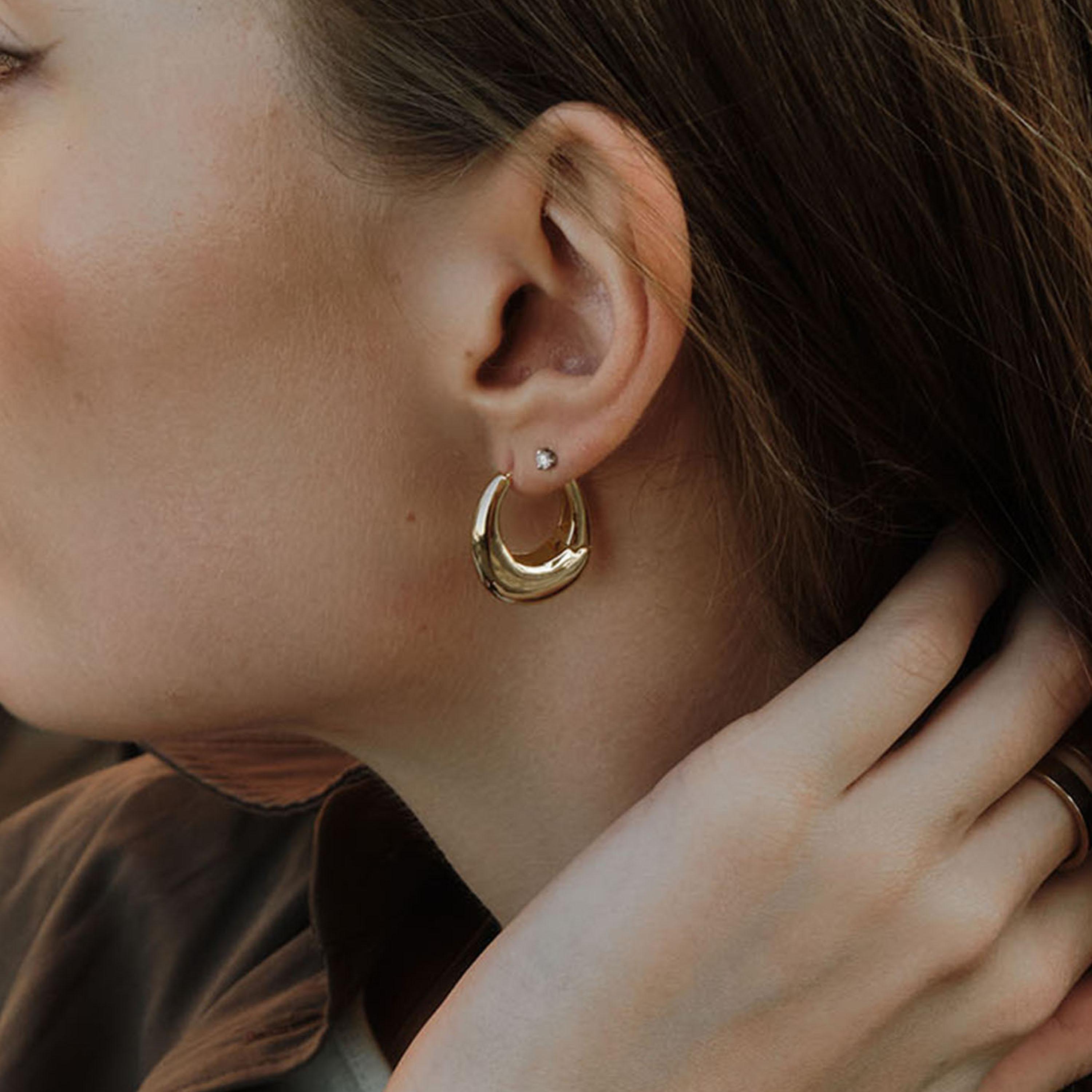 أقراط ليتشي ذهبية حلقية للنساء من الستانلس ستيل | ear0523-women-watchesandjewellery-jewellery-earrings-image-3