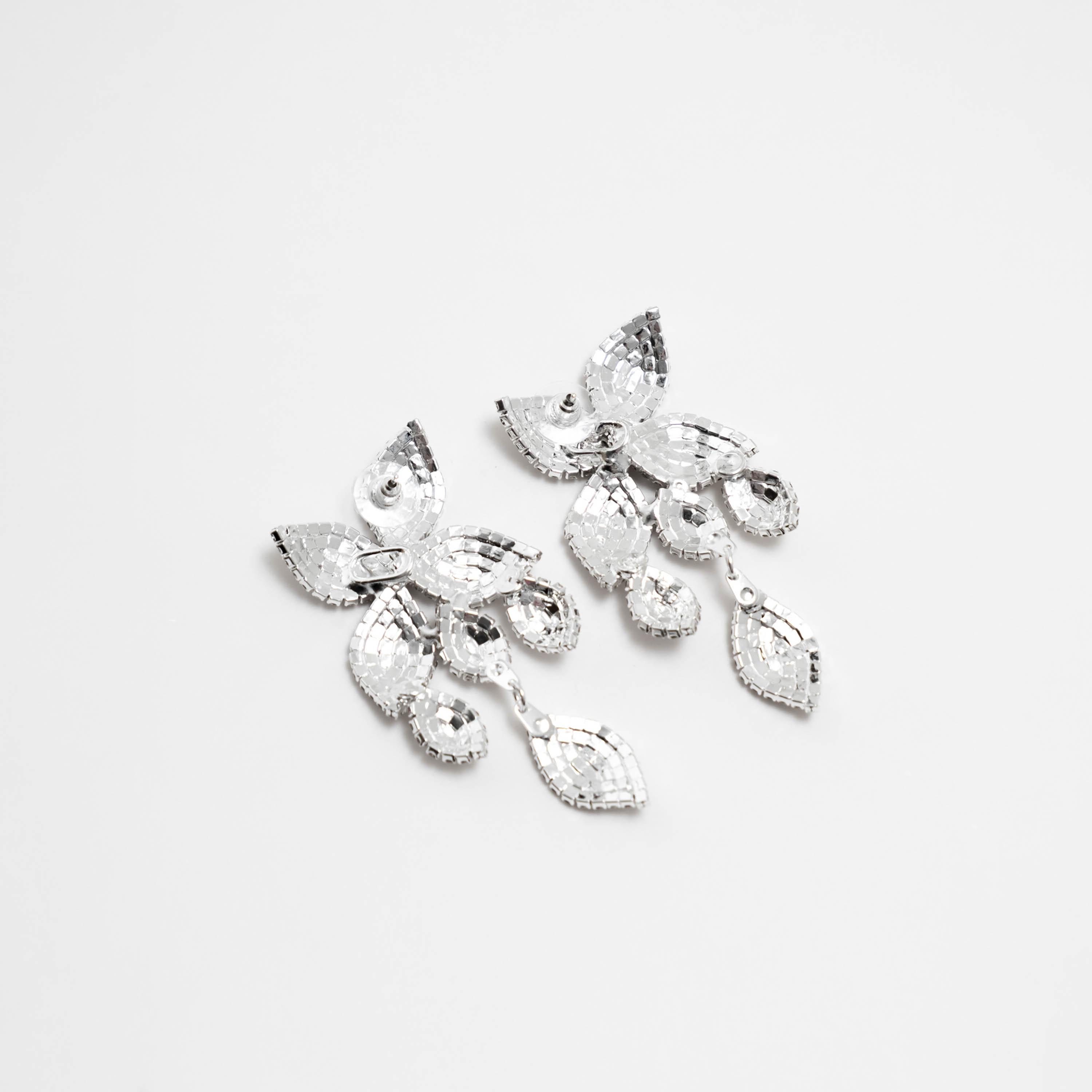 أقراط ليتشي فضية متدلية للنساء من سبيكة النحاس | ear0601-women-watchesandjewellery-jewellery-earrings-image-3