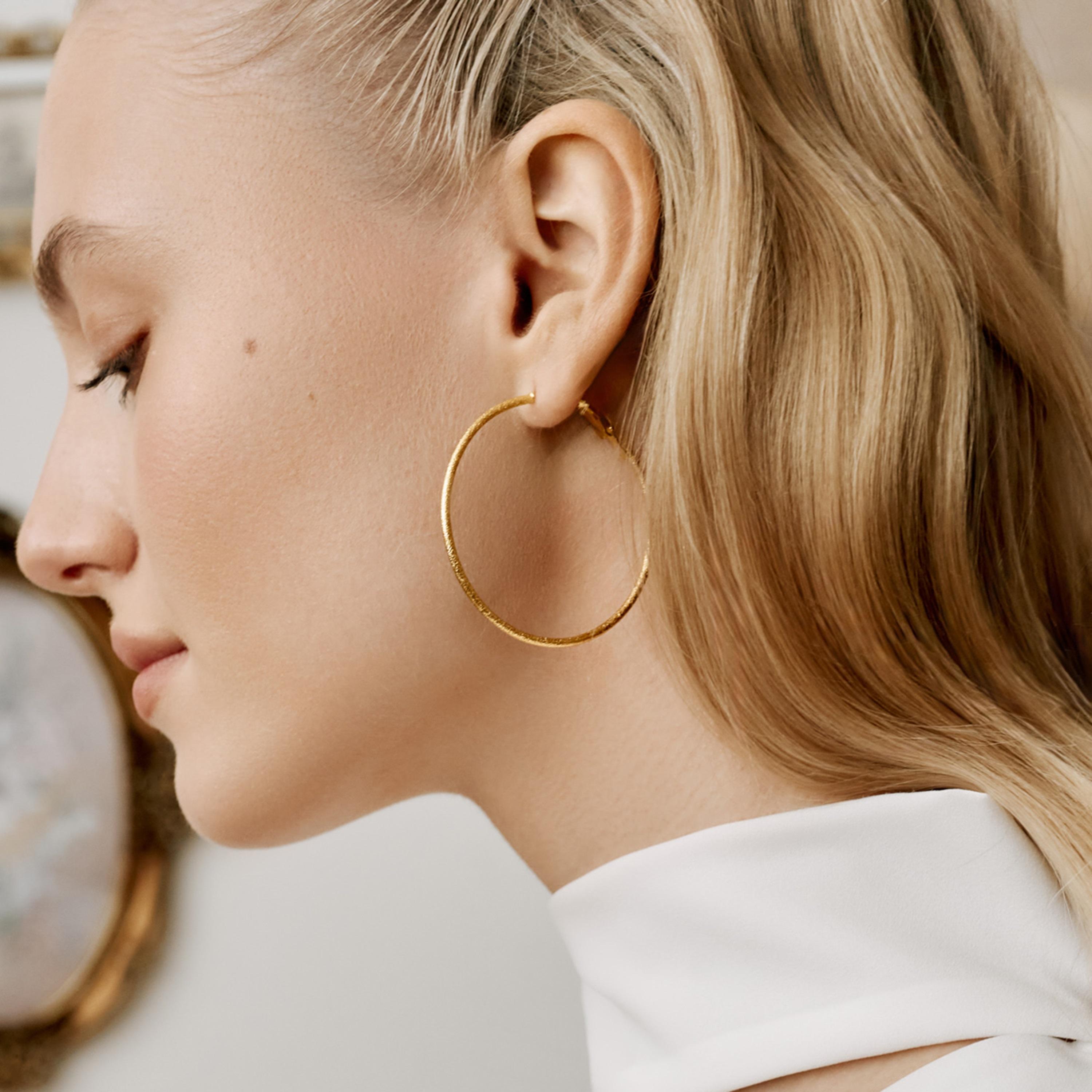 أقراط ليتشي ذهبية حلقية للنساء من سبيكة النحاس | ear0617-women-watchesandjewellery-jewellery-earrings-image-1