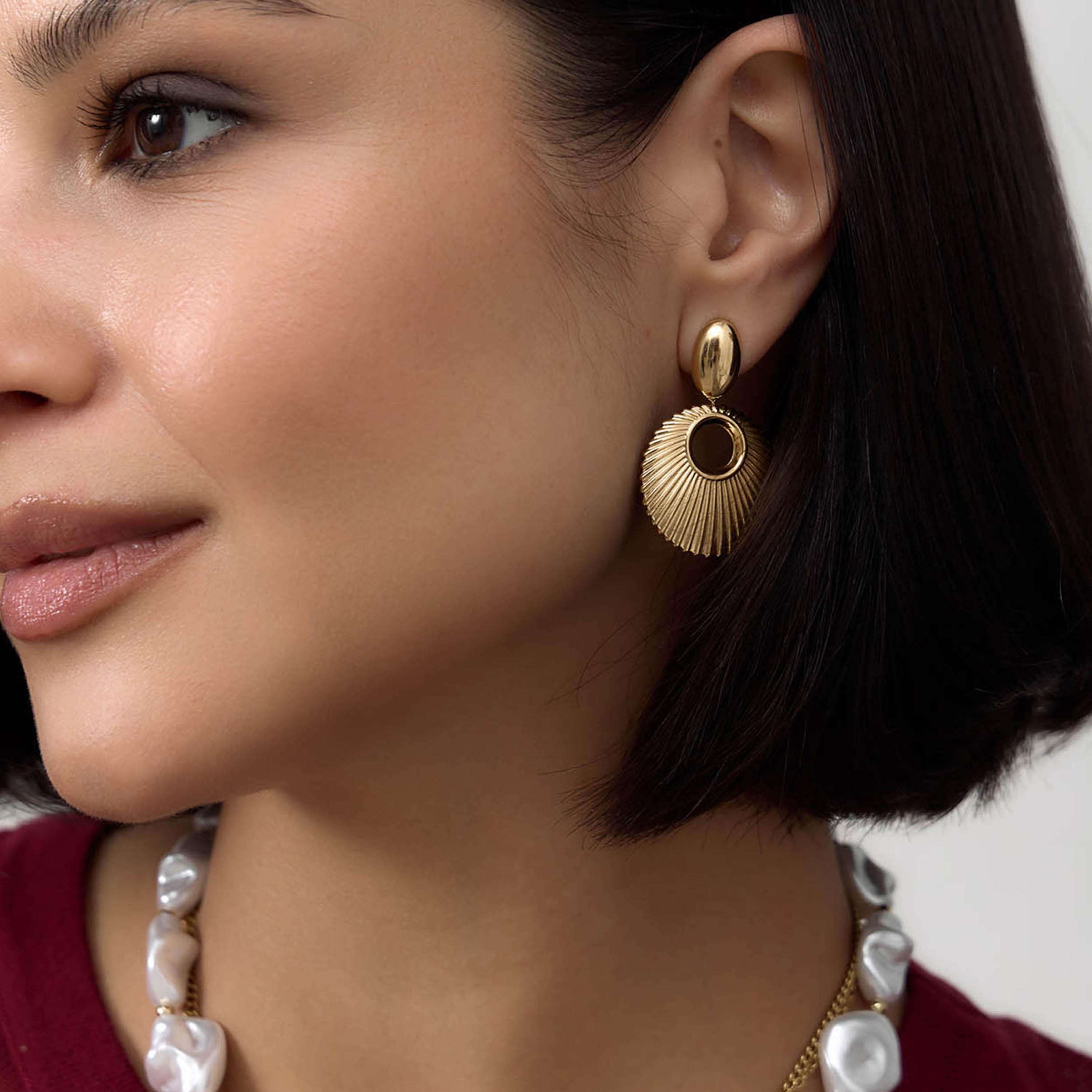 أقراط ليتشي ذهبية متدلية للنساء من الستيل | ear0630-women-watchesandjewellery-jewellery-earrings-image-1