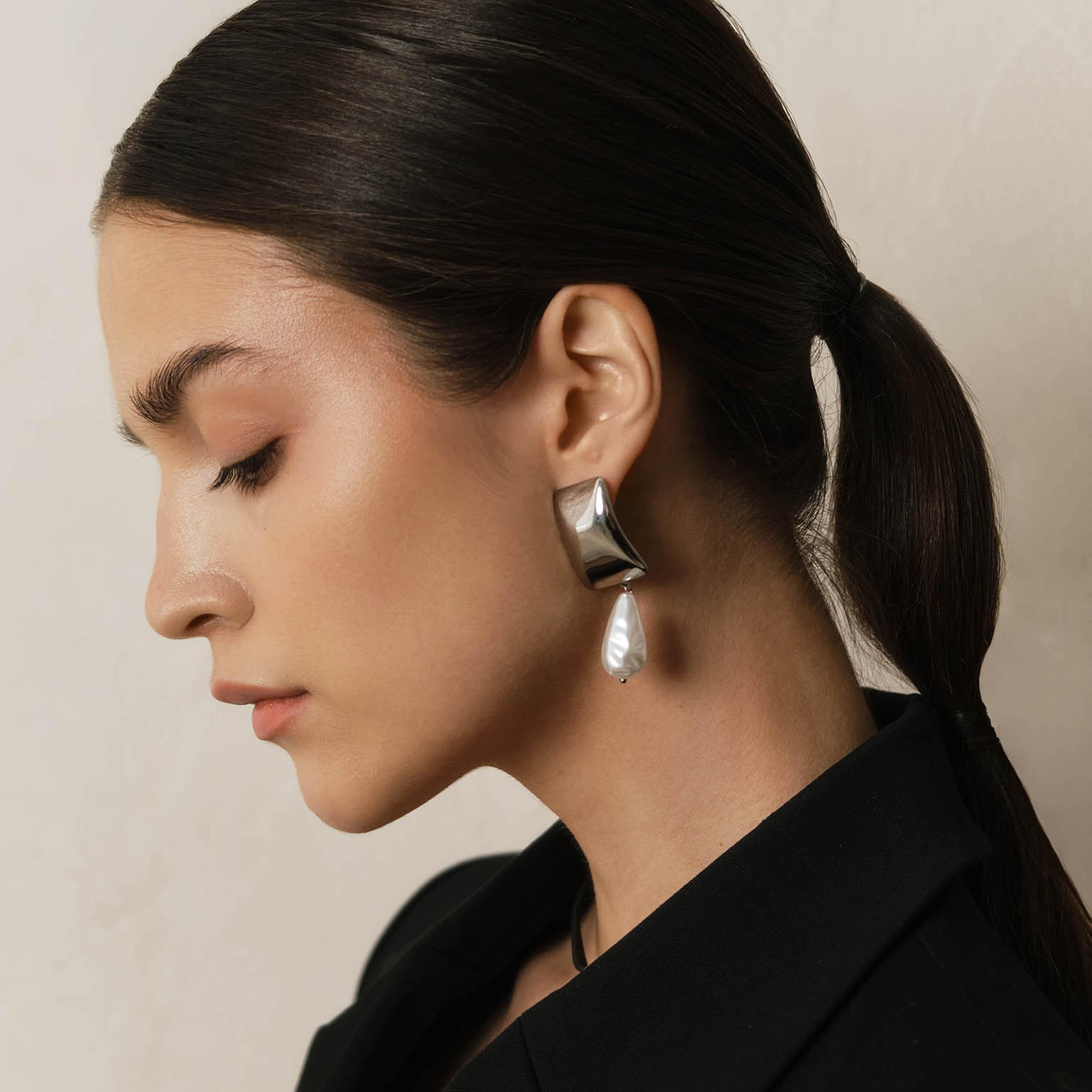 أقراط ليتشي فضية متدلية للنساء من الستيل | ear0633-women-watchesandjewellery-jewellery-earrings-image-4