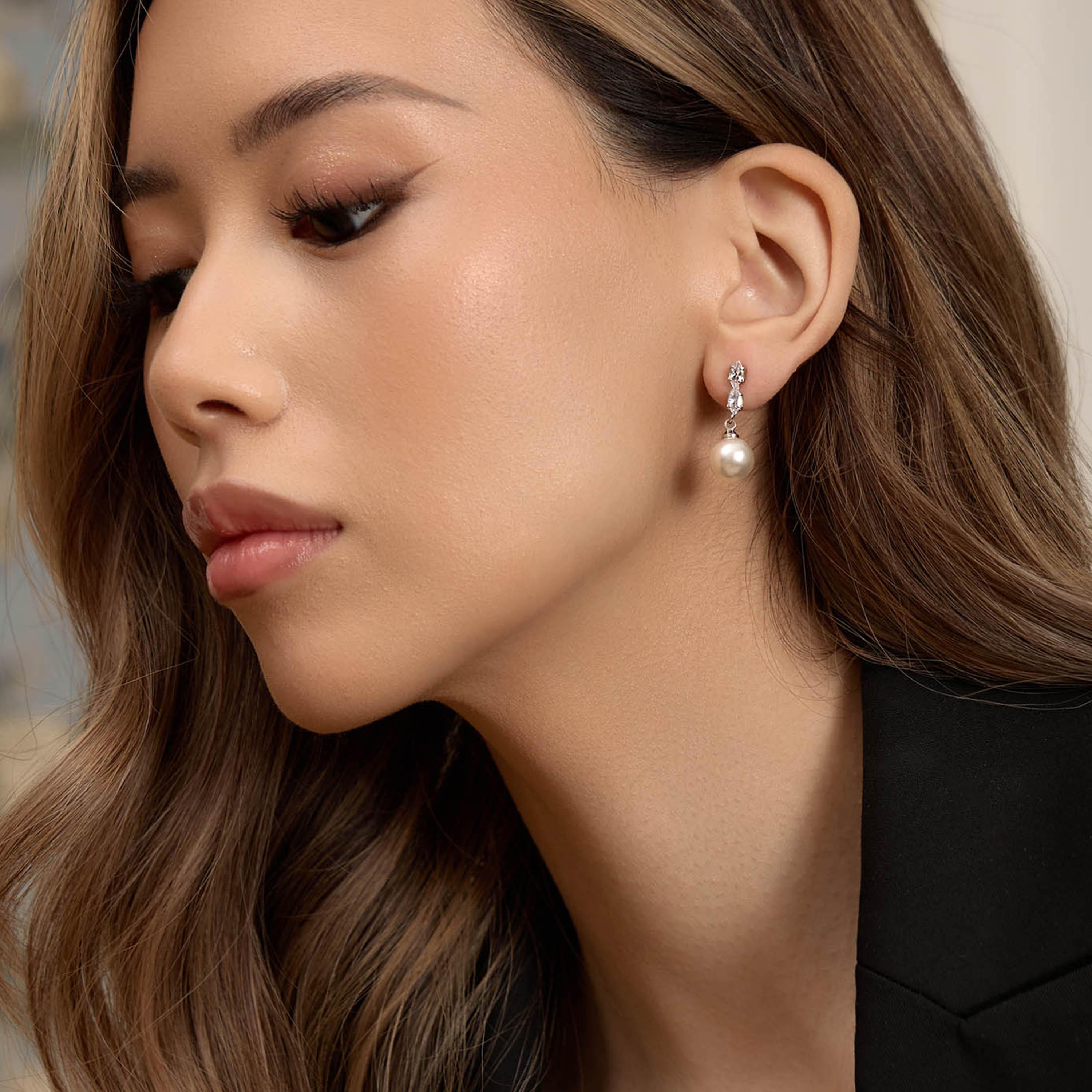 أقراط ليتشي فضية صغيرة للنساء من النحاس | ear0648-women-watchesandjewellery-jewellery-earrings-image-1